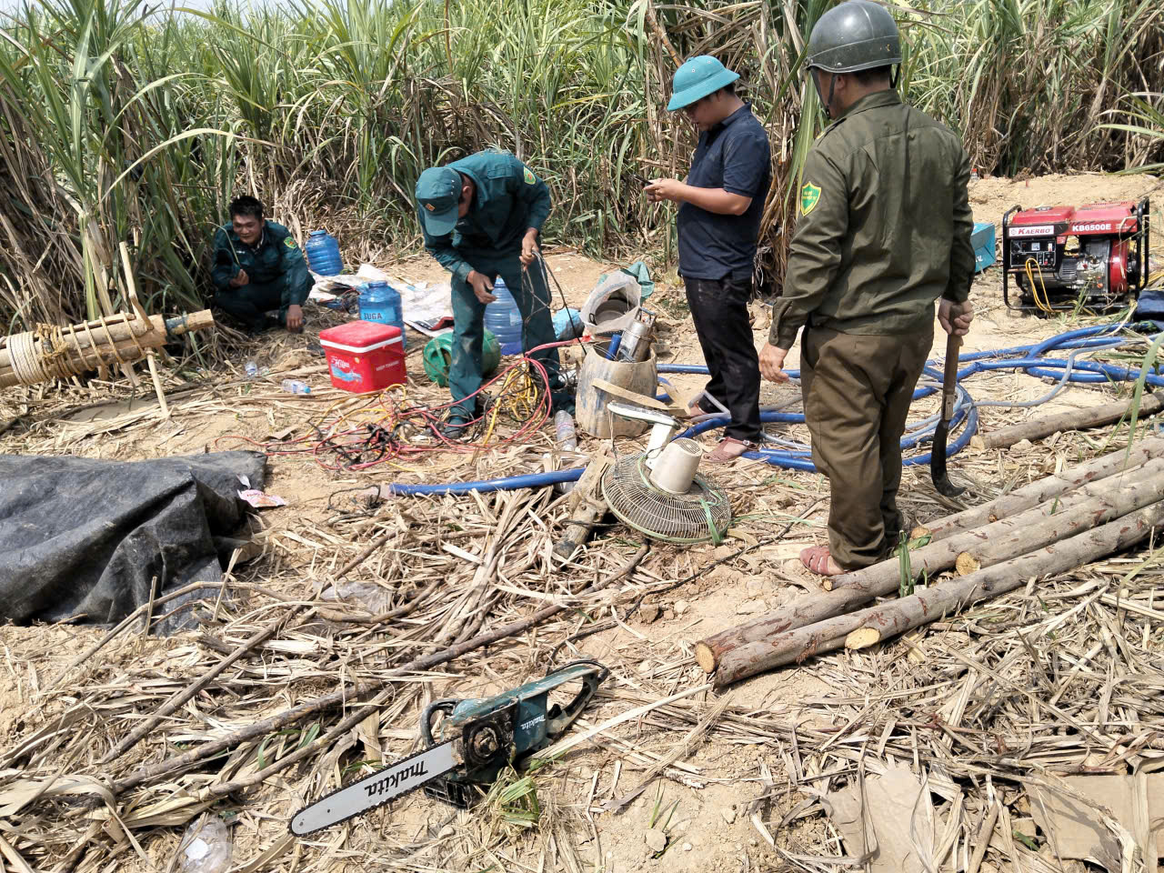 Công an tỉnh Đắk Lắk điều tra khai thác vàng trái phép- Ảnh 1.