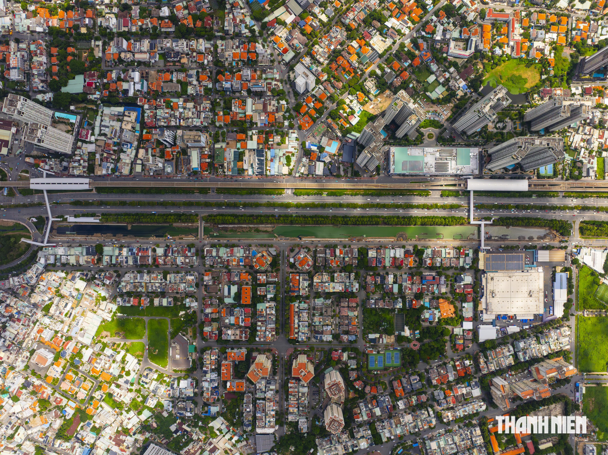 Rạch Đá Đỏ cạnh metro số 1 vào trung tâm TP.HCM sắp hoàn thiện- Ảnh 1.