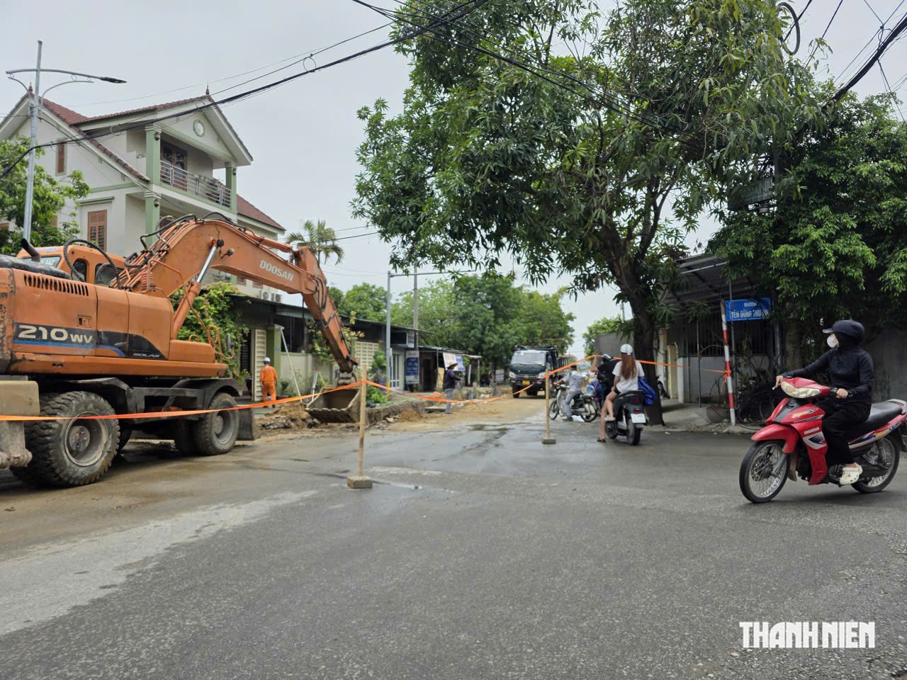 Nghệ An chi 500 tỉ 'giải cứu' 2 tuyến đường xuống cấp nghiêm trọng - Ảnh 3.