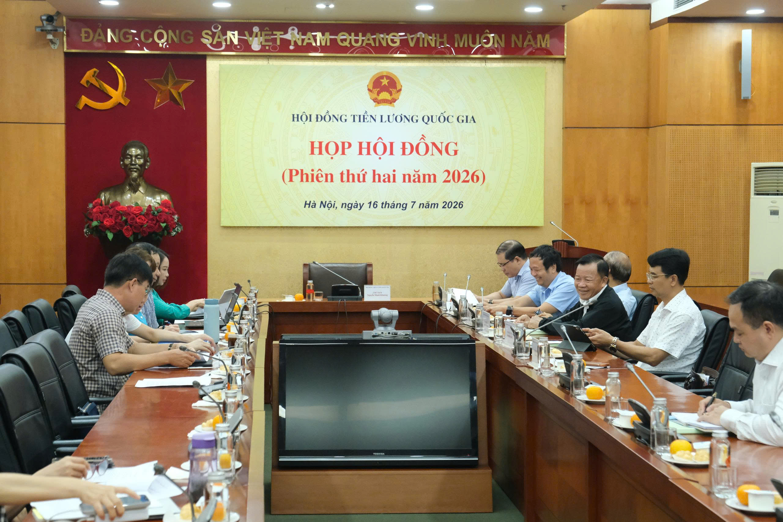 'Chốt' đề xuất tăng lương tối thiểu 7,8% từ 1.1.2027- Ảnh 1.
