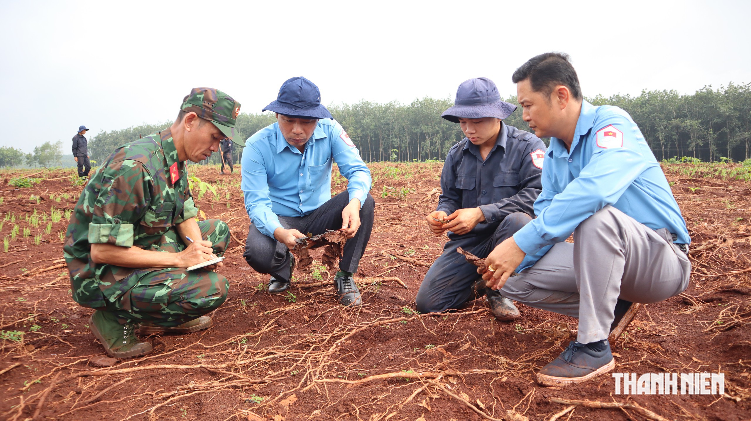 Đồng Nai: Phát hiện thêm nhiều di vật, dấu hiệu xương cốt tại xã Minh Đức - Ảnh 3.