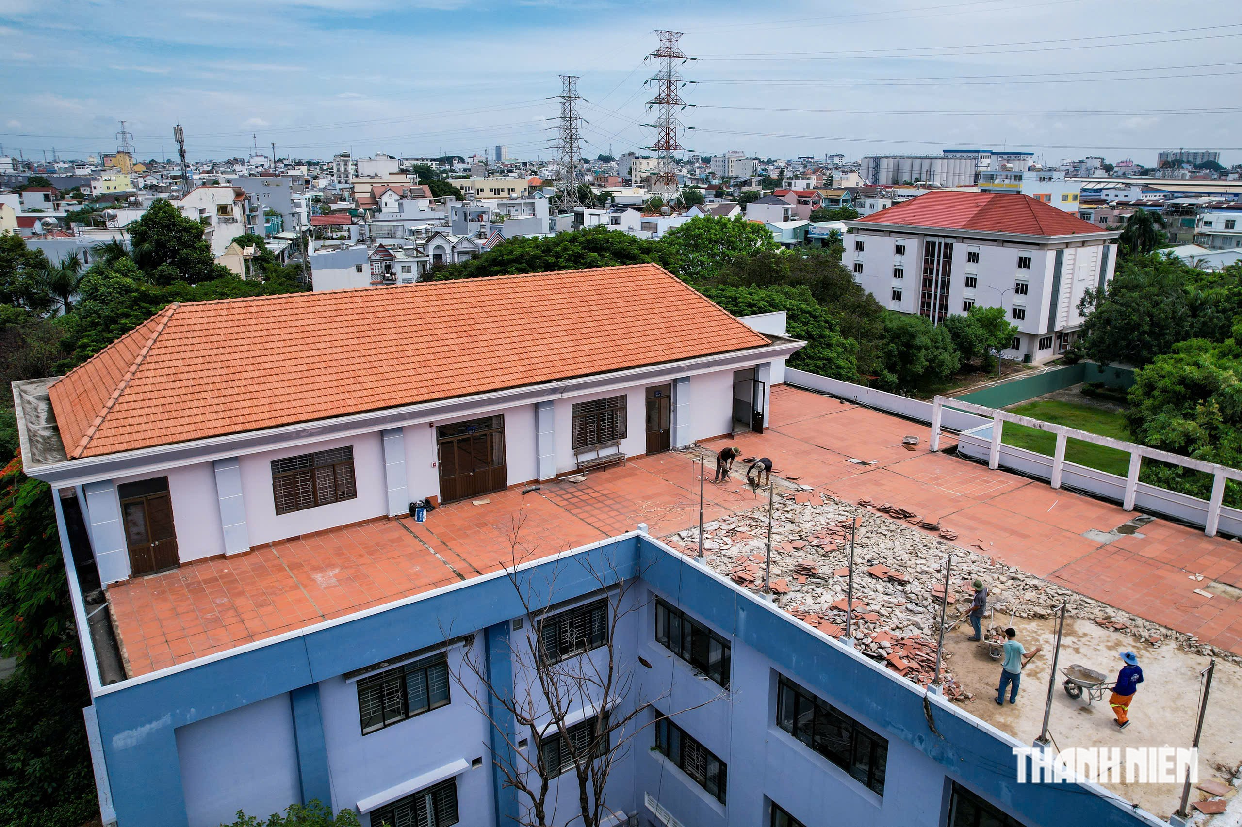 Cấp bách chuyển trụ sở dôi dư làm trường học, bệnh viện- Ảnh 2.