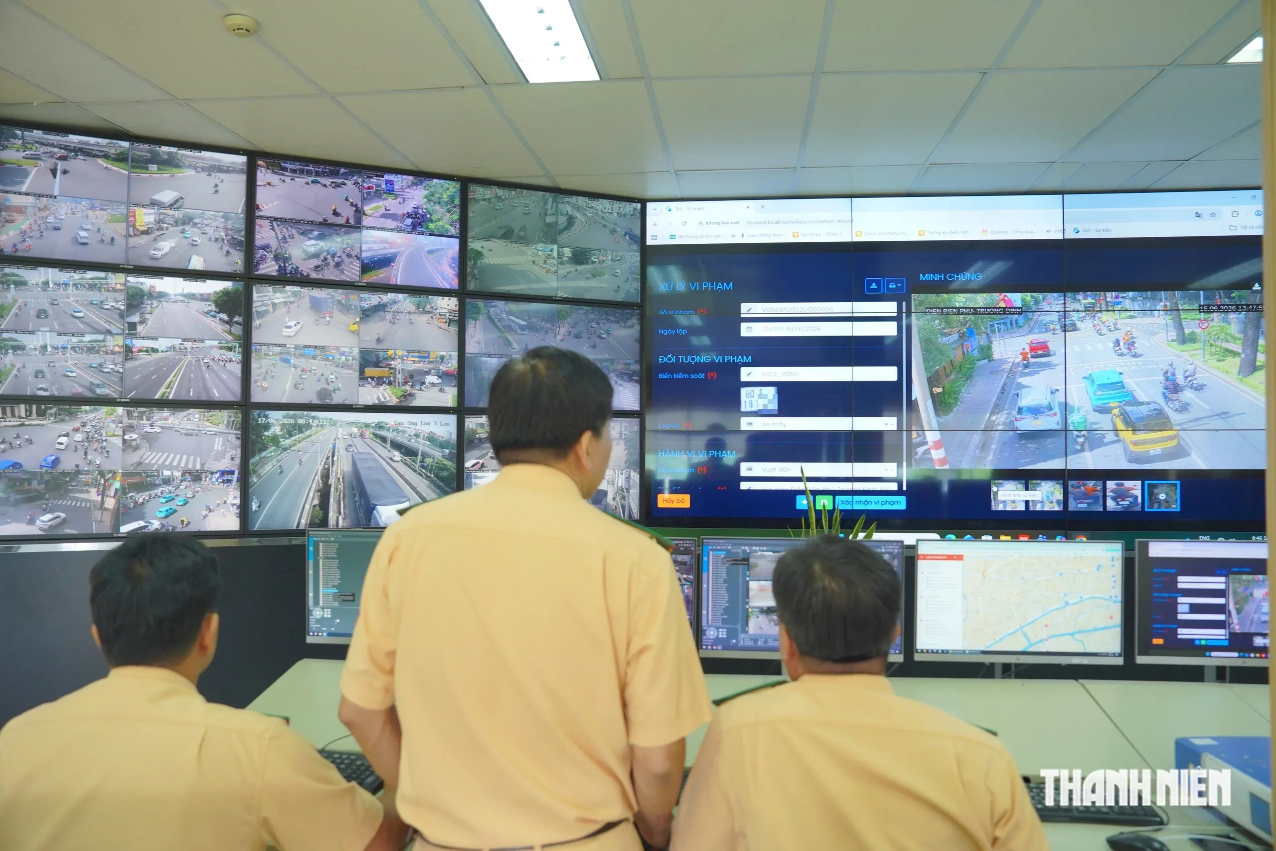 Tin nhắn thông báo phạt nguội kèm đường link lạ: Cục CSGT khuyến cáo không bấm