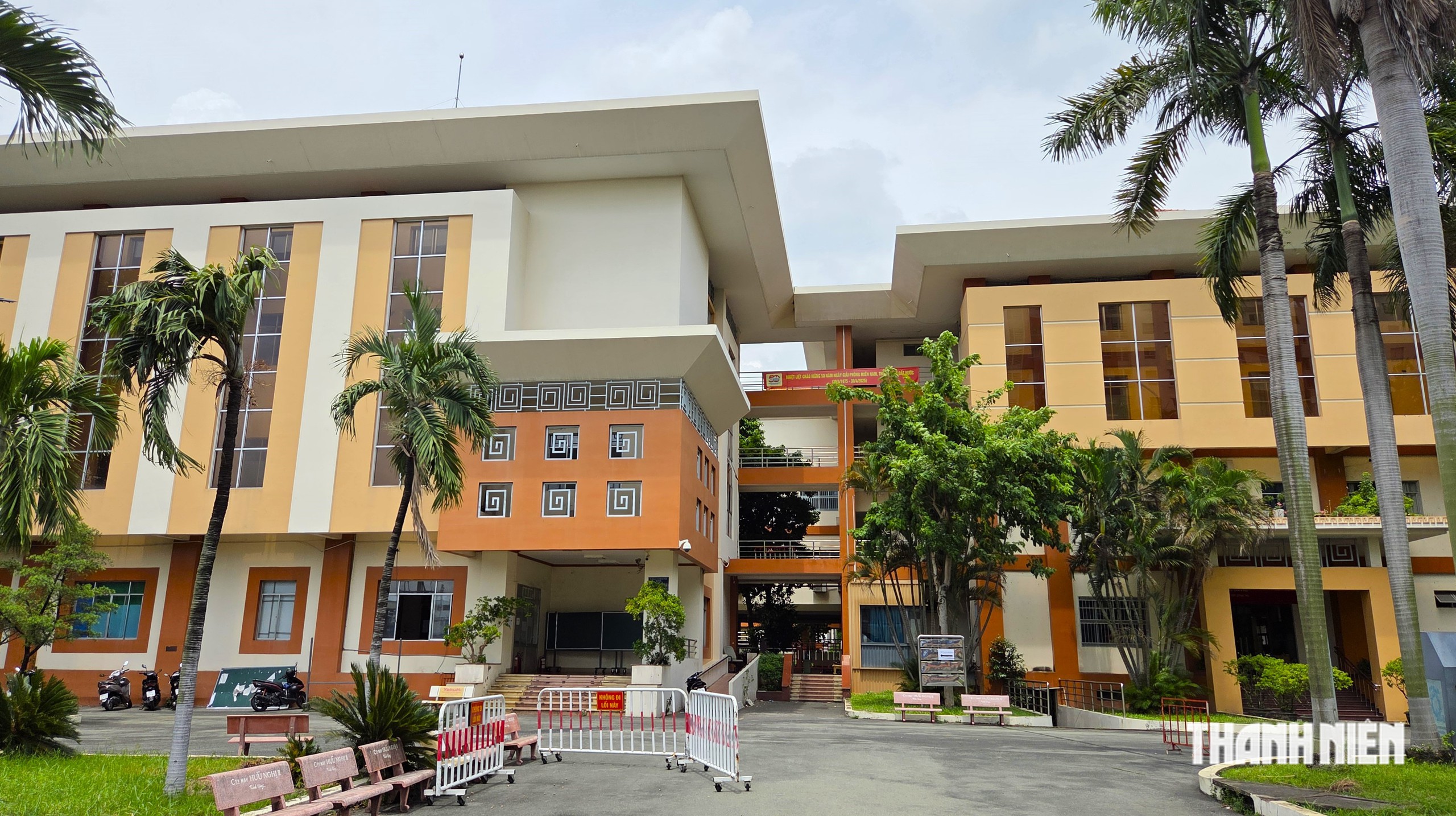 Cận cảnh trụ sở UBND quận 12, Tân Phú cũ chuyển thành trường học- Ảnh 10.