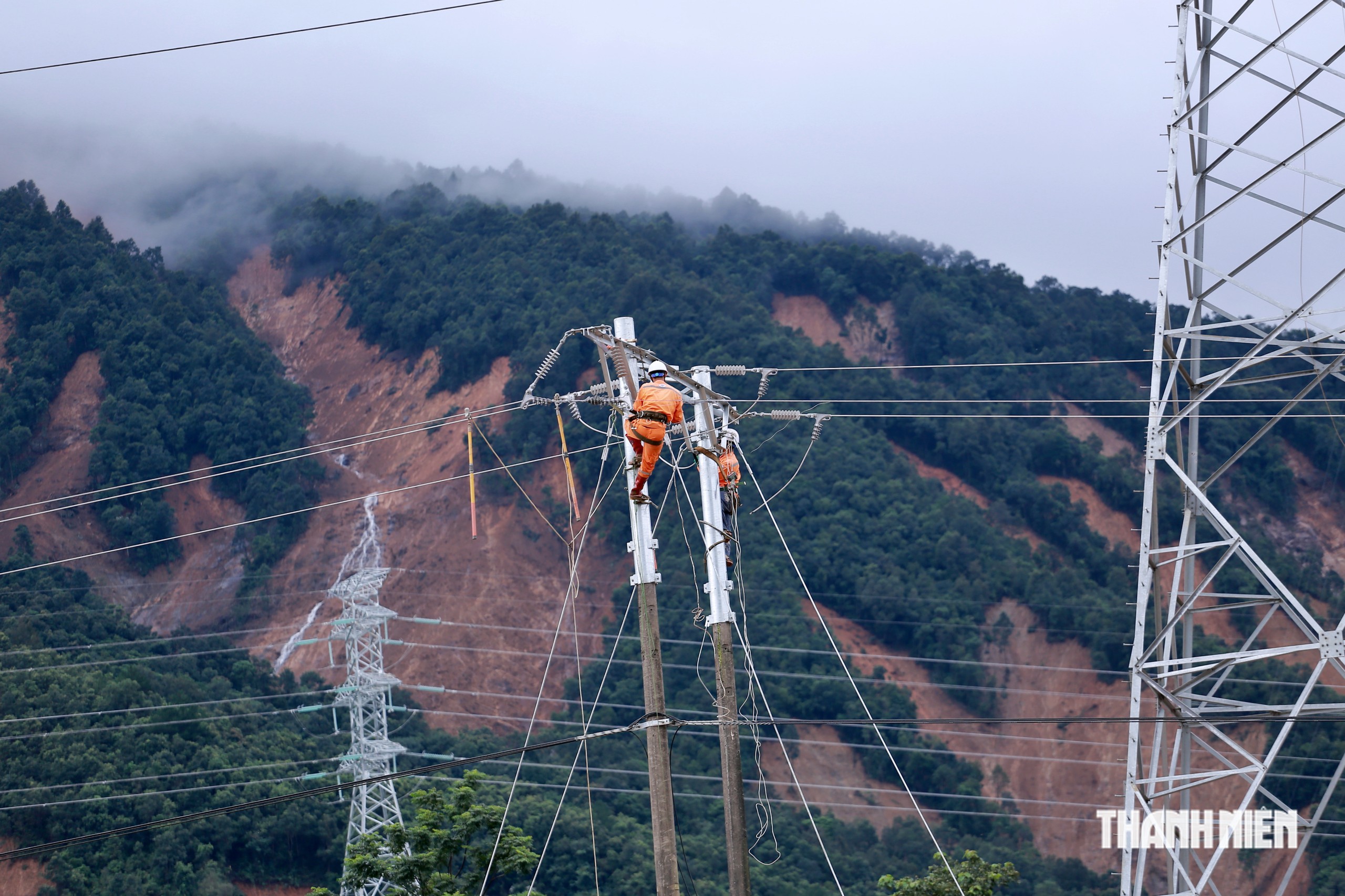 Mường Than tan hoang sau lũ quét - Ảnh 15.