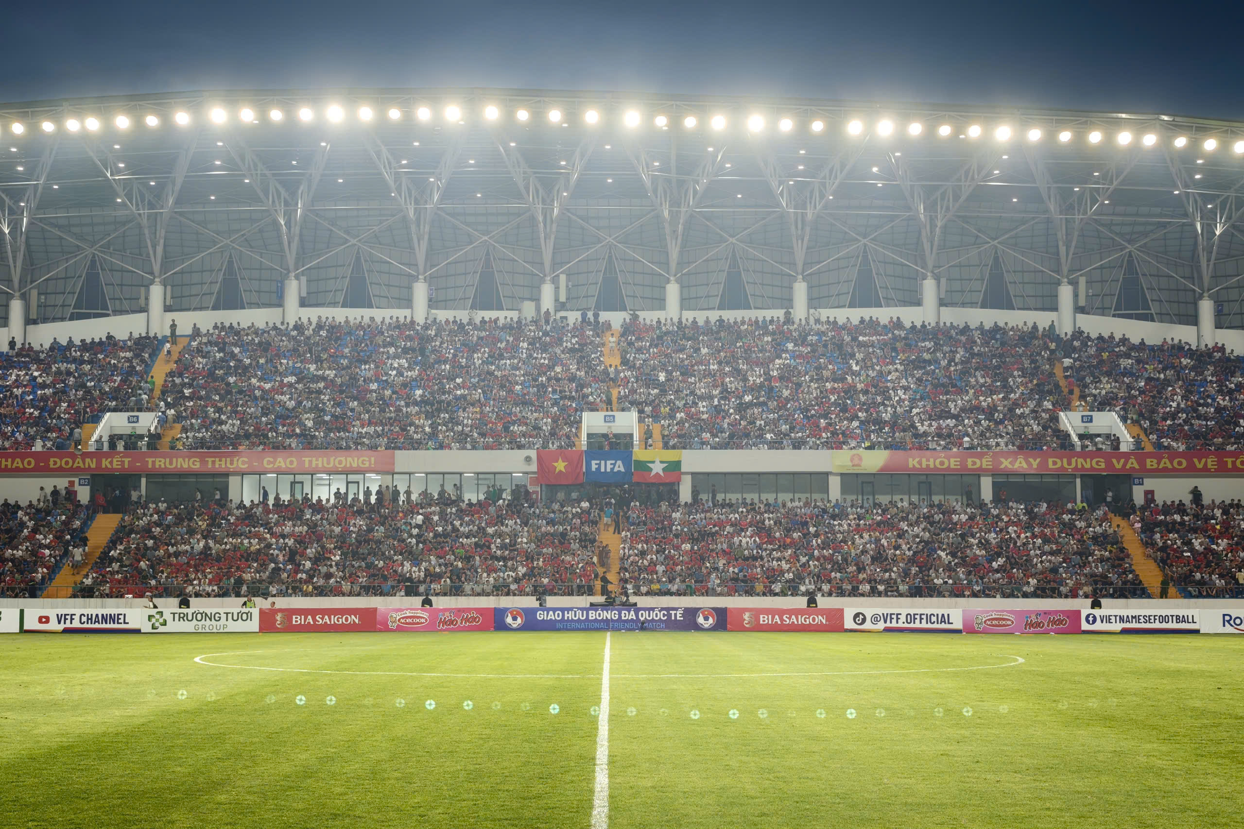 Việt Nam đè bẹp Myanmar 4-0: HLV Kim dùng người quá hay, màn tổng duyệt hoàn hảo trước ASEAN Cup - Ảnh 2.