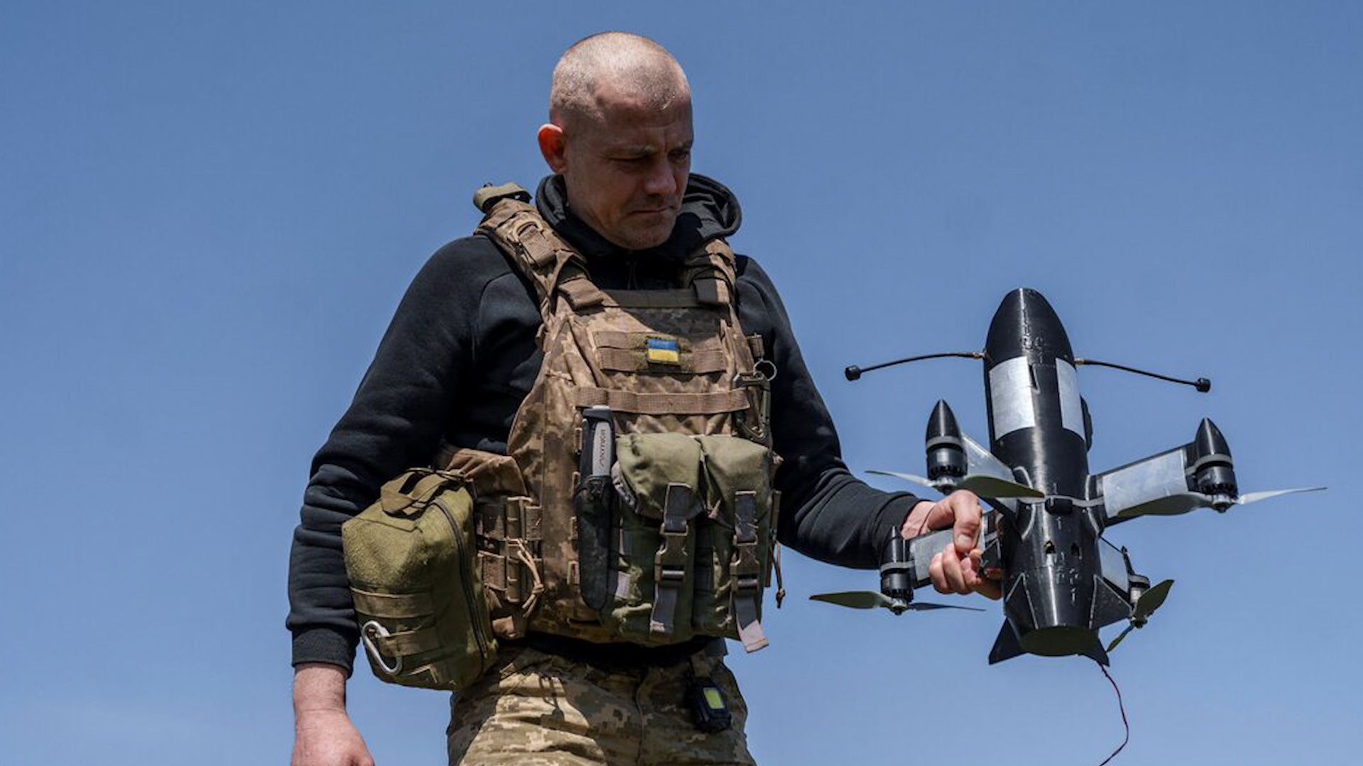 Máy tính giá 50 USD điều khiển UAV Nga tấn công tàu Ukraine bất chấp gây nhiễu - Ảnh 1.