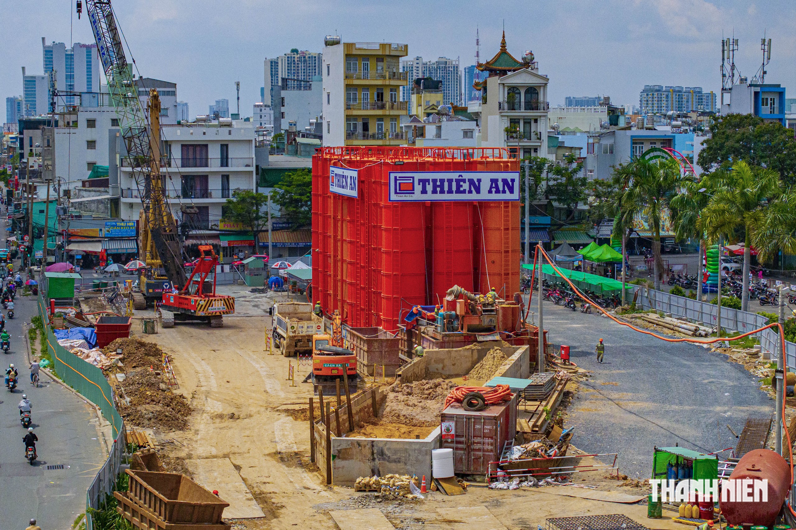 Toàn cảnh TP.HCM thi công ga ngầm metro số 2 trước công viên Lê Thị Riêng- Ảnh 10.