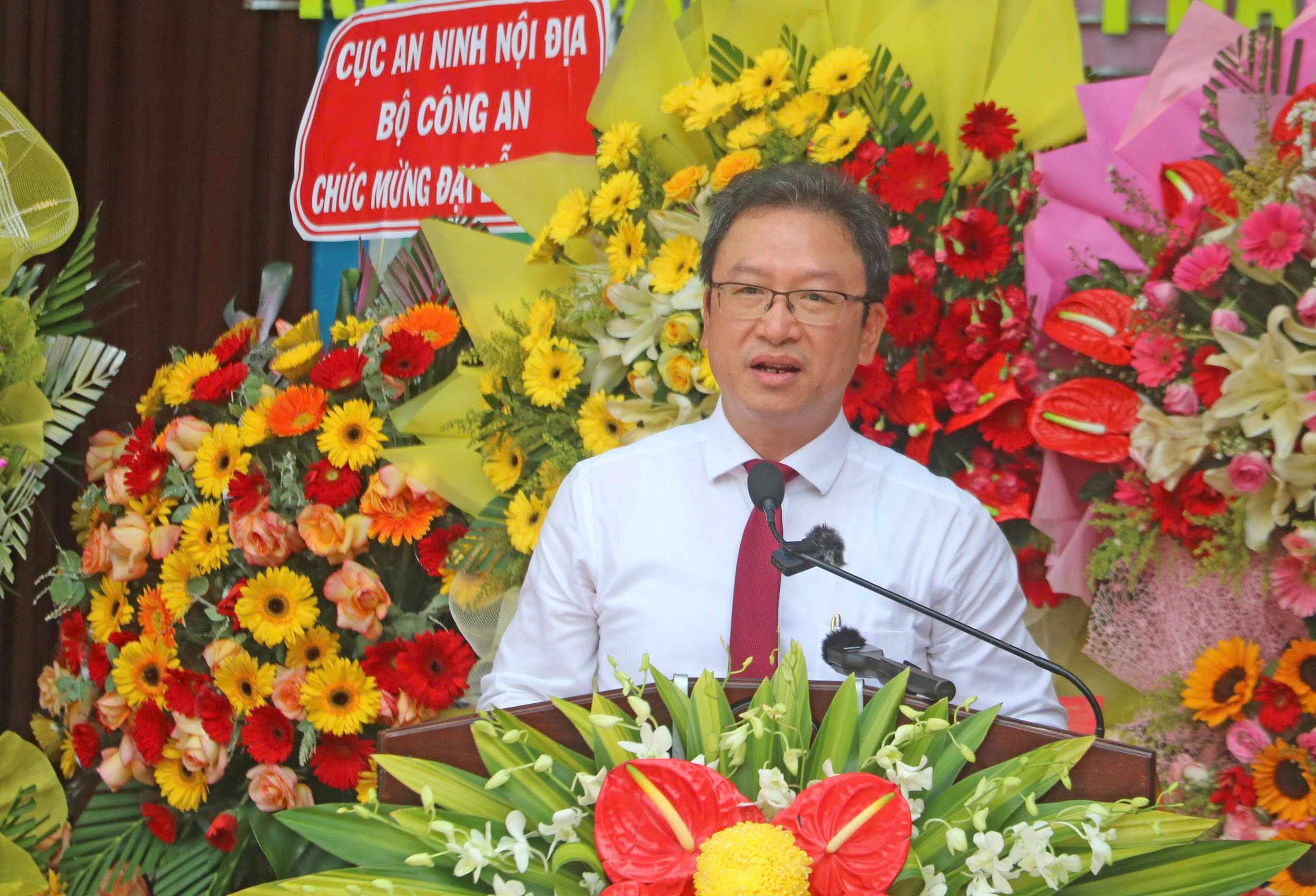 Hàng ngàn người dự Đại lễ kỷ niệm 87 năm Ngày khai sáng đạo Phật giáo Hòa Hảo - Ảnh 3.