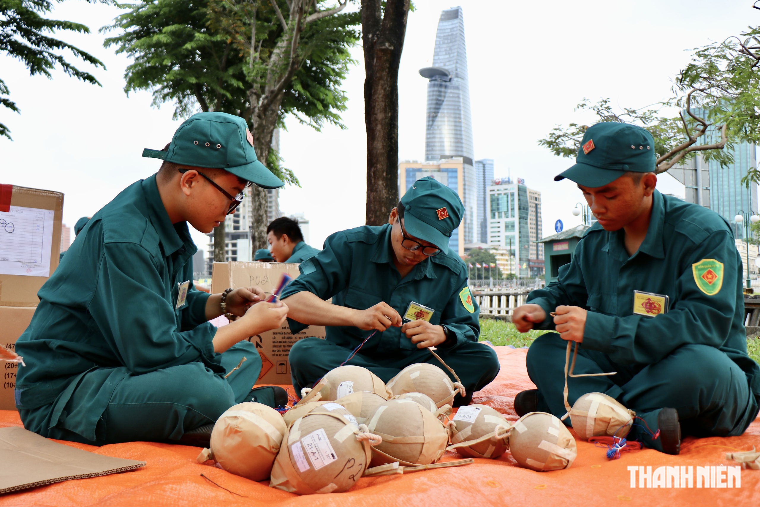 Pháo nước trên sông Sài Gòn, điểm nhấn TP.HCM bắn pháo hoa tối nay 2.7- Ảnh 2.