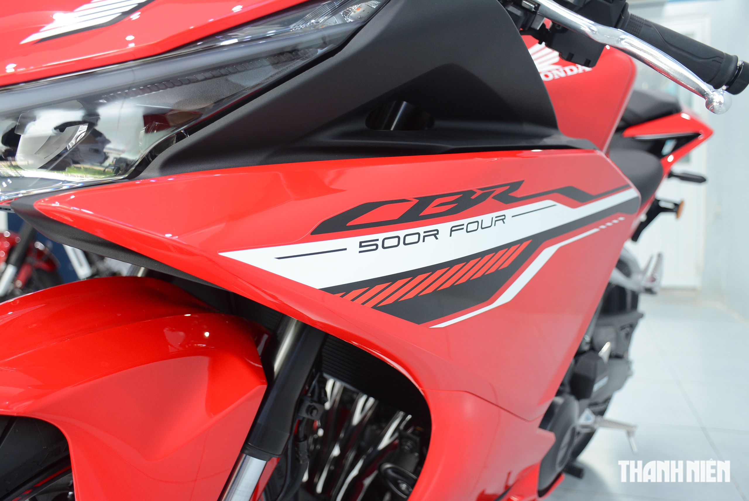 M&ocirc; t&ocirc; thể thao Honda CBR500R Four động cơ 4 xi-lanh về Việt Nam, gi&aacute; 295 triệu - Ảnh 1.