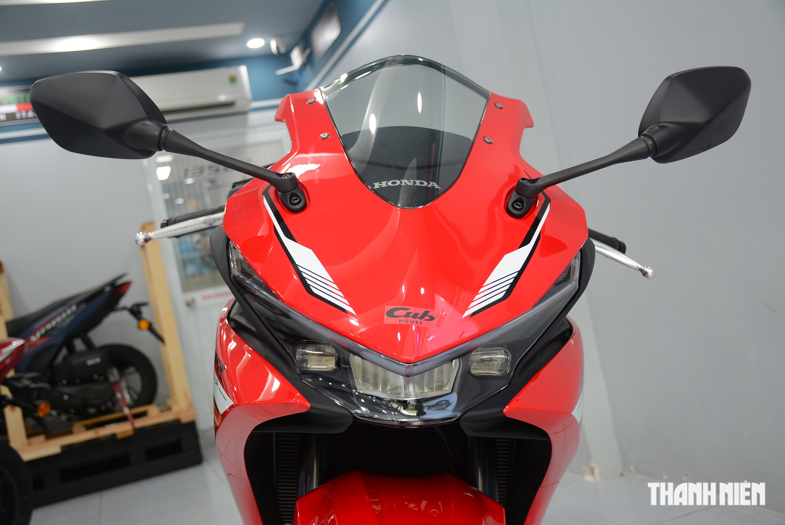 M&ocirc; t&ocirc; thể thao Honda CBR500R Four động cơ 4 xi-lanh về Việt Nam, gi&aacute; 295 triệu - Ảnh 5.