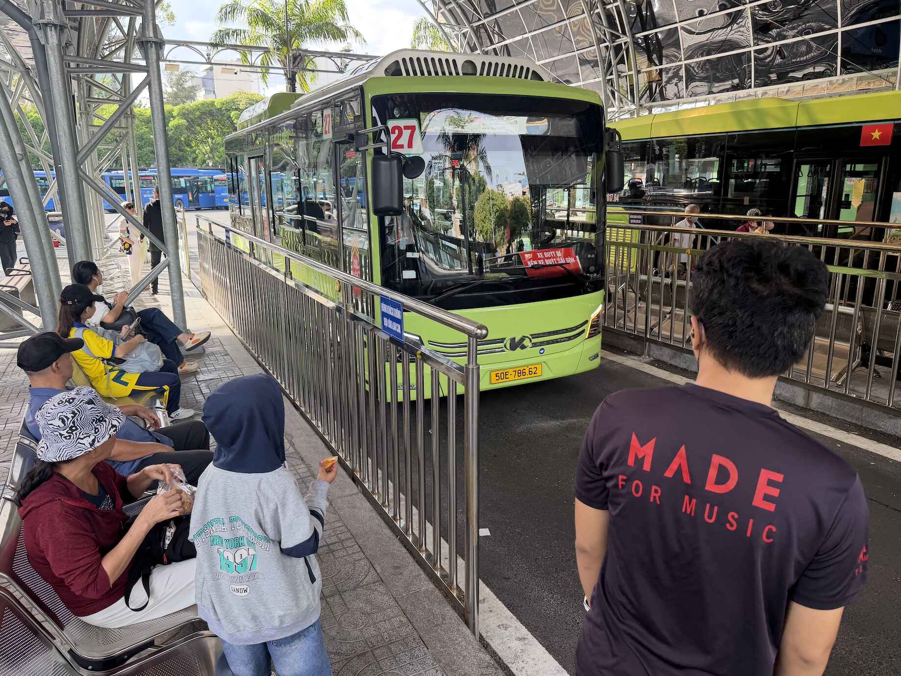 50 năm thành phố mang tên Bác: Trang mới cho xe buýt TP.HCM- Ảnh 1.