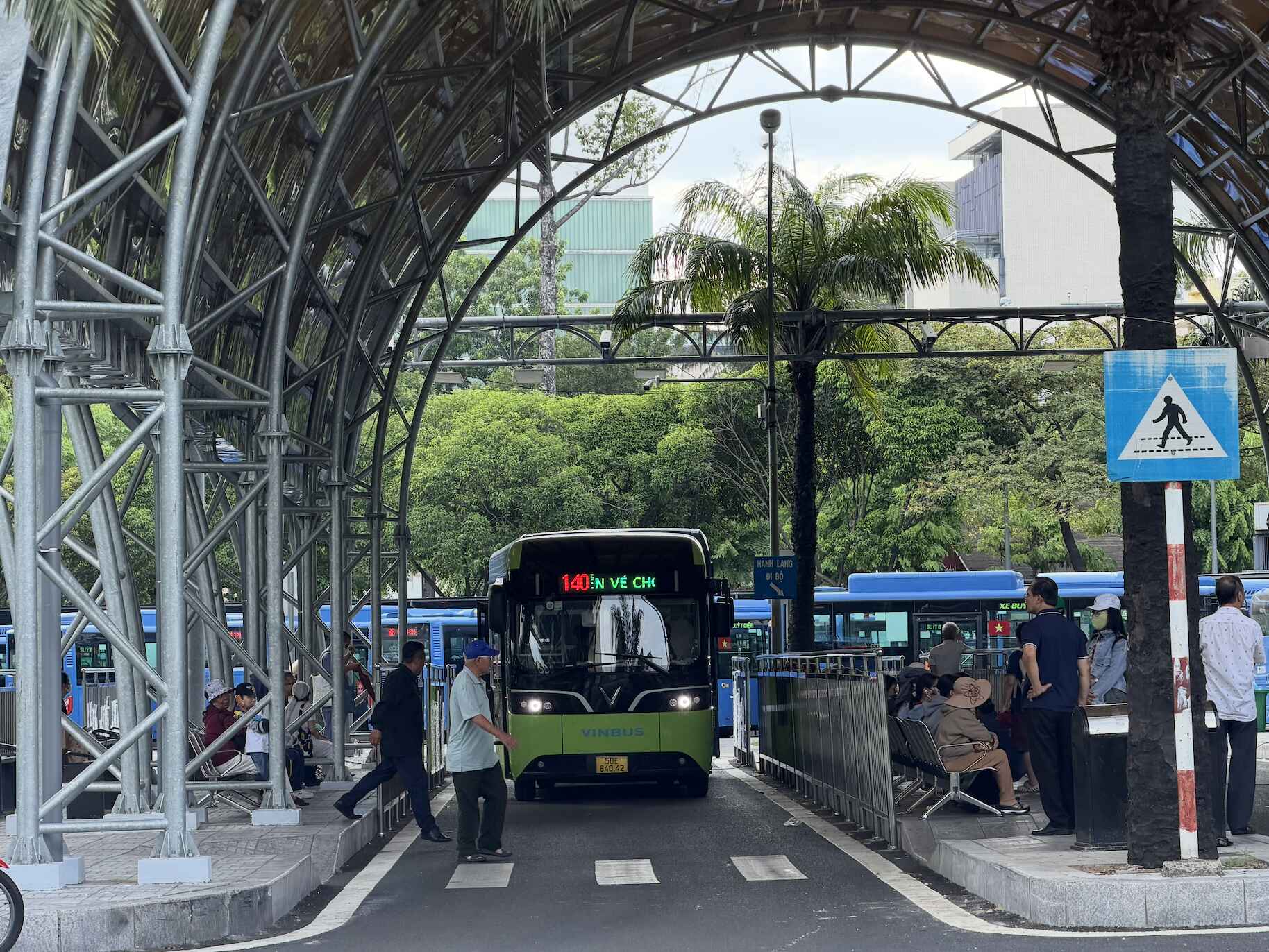 50 năm thành phố mang tên Bác: Trang mới cho xe buýt TP.HCM- Ảnh 2.