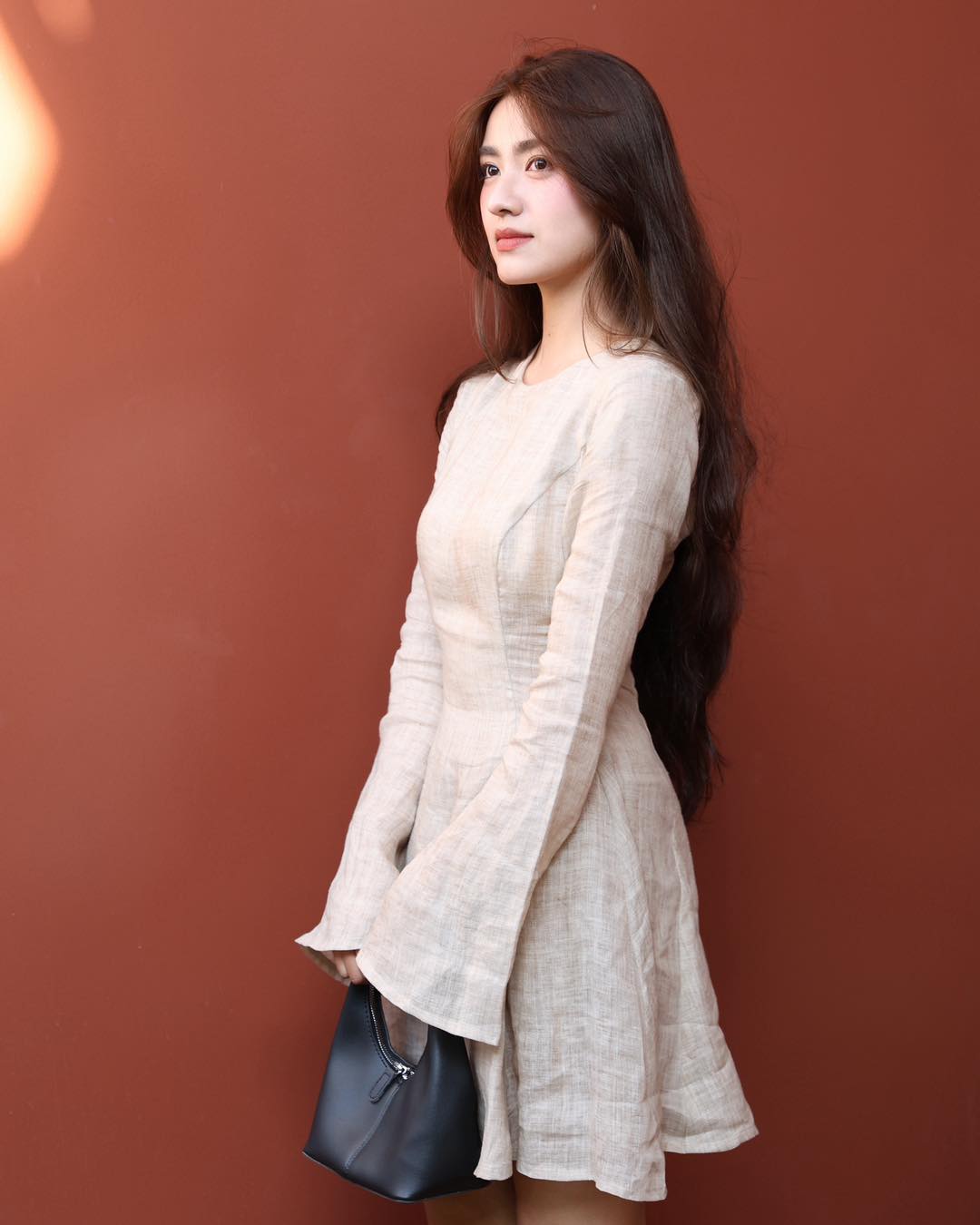 Đẹp từ nhà ra phố với trang phục linen tự nhiên - Ảnh 8.