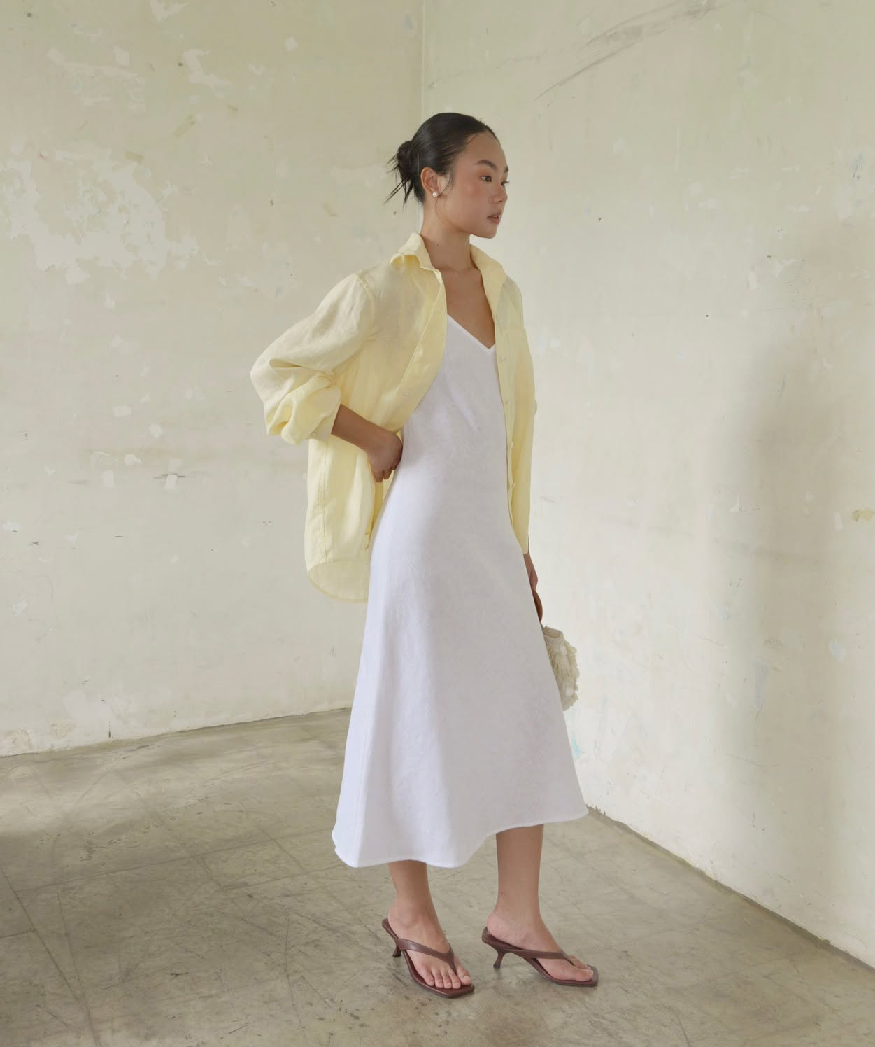 5 chiếc váy linen đáng sắm nhất mùa nắng- Ảnh 8.