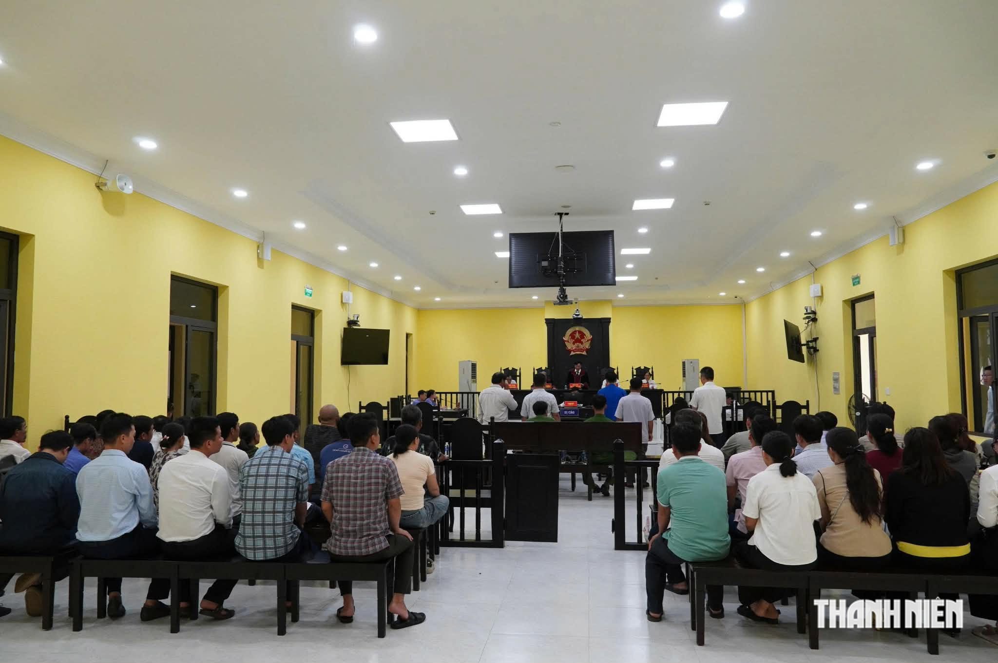 Nhận hối lộ, cựu Phó chi cục trưởng kiểm ngư Cà Mau lãnh án tù- Ảnh 1.