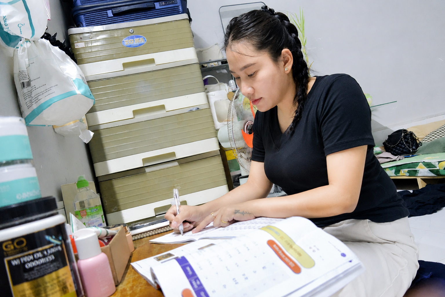 Hội chứng “tự hù mình” của người trẻ: Làm sao để vượt qua ? - Ảnh 1.