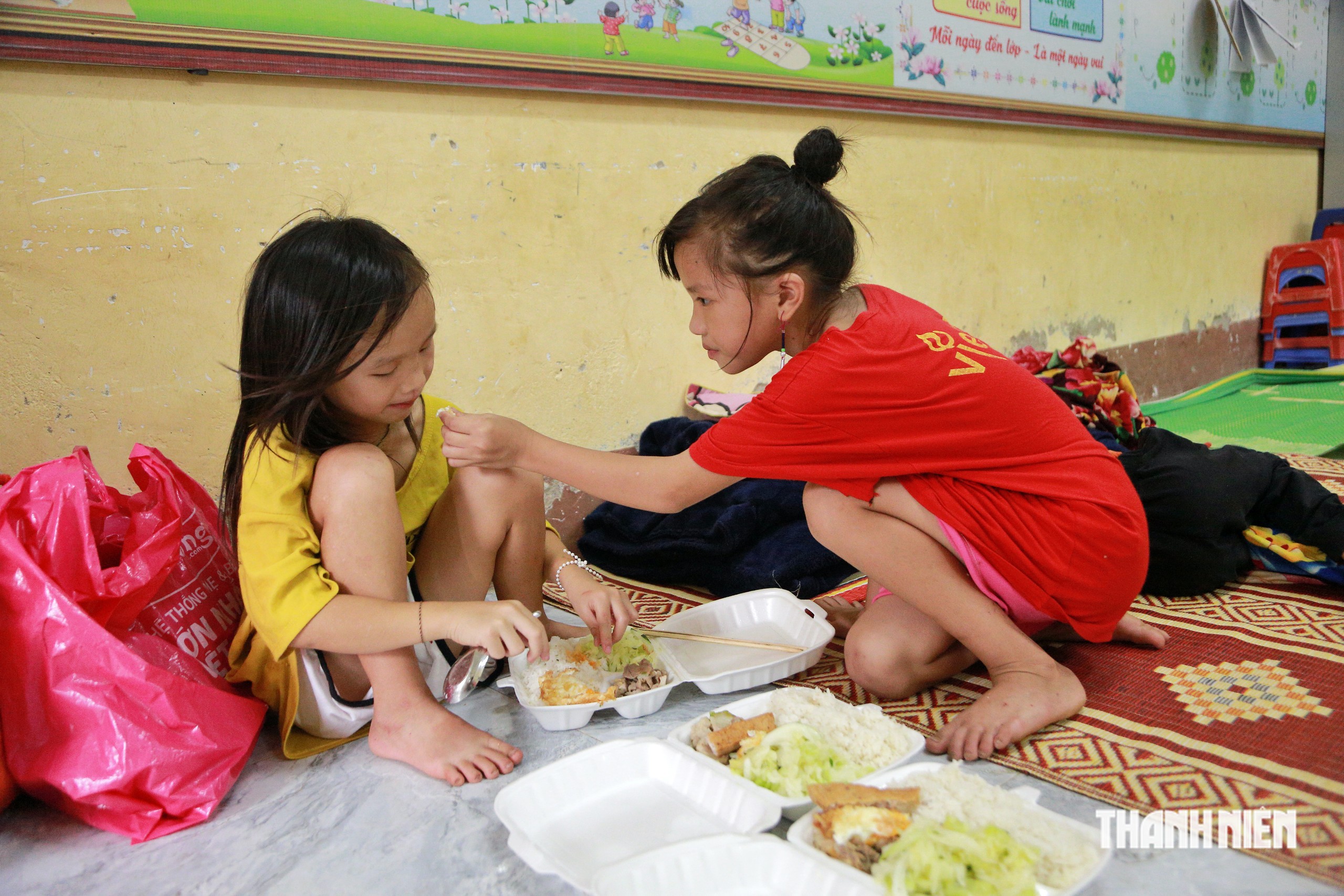 Những móng nhà mới đầu tiên sau lũ tại Mường Than: 'Sau cơn mưa trời lại sáng'- Ảnh 14.