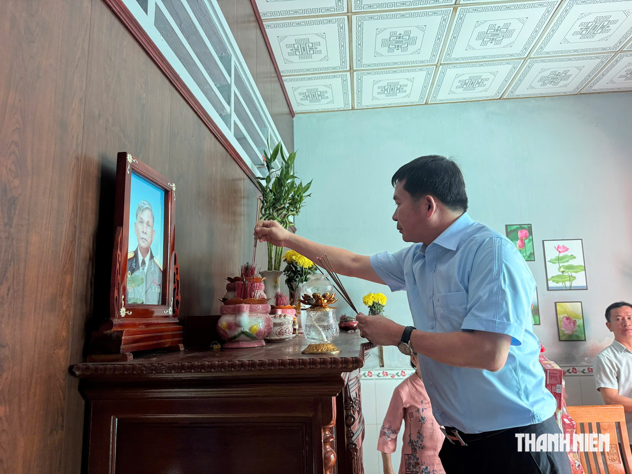 Ông Đinh Văn Nơi tri ân gia đình thương binh, liệt sĩ ở đặc khu Phú Quốc- Ảnh 2.