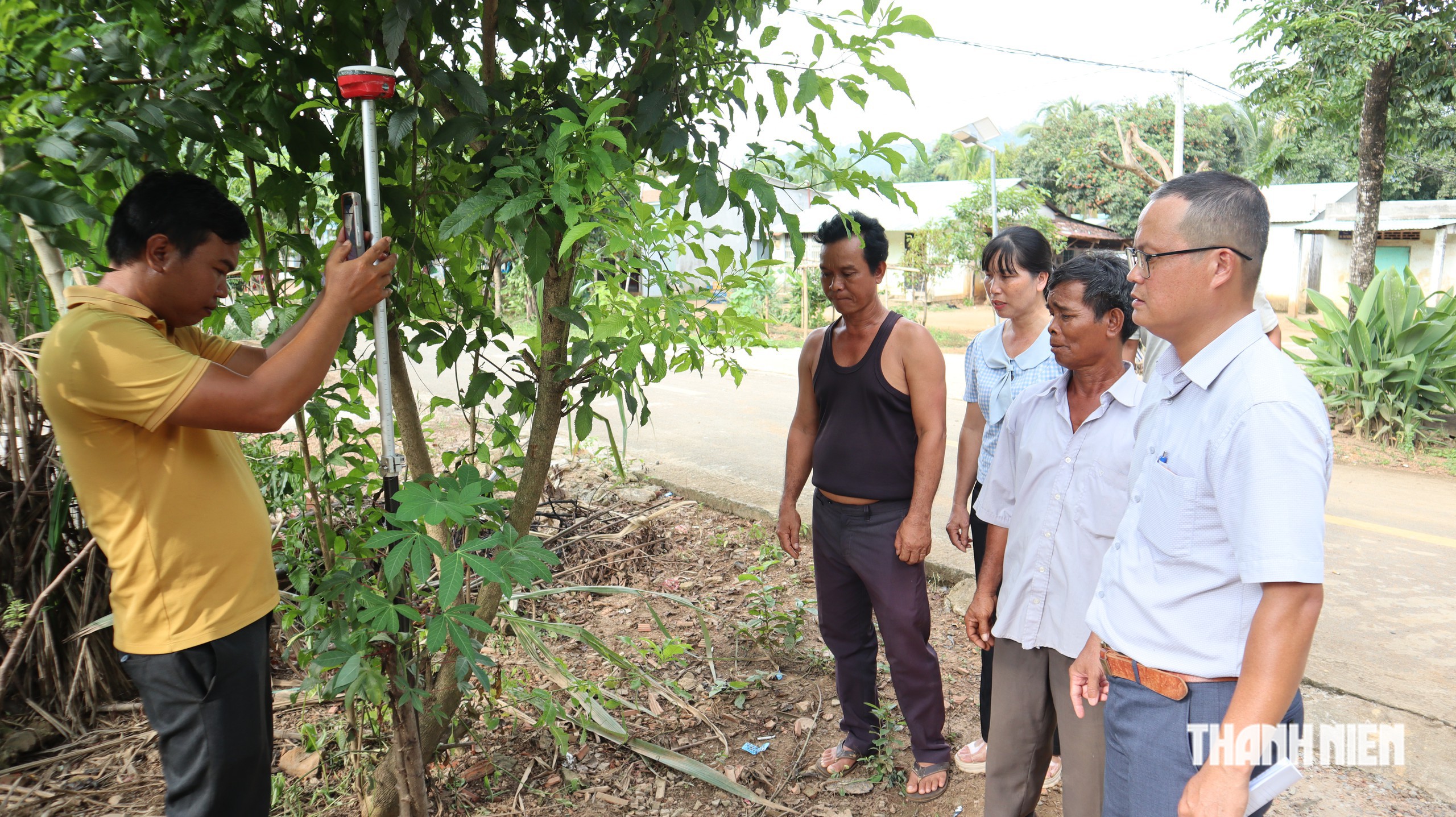 Đồng Nai: Xuống tận nhà hỗtrợlàm giấy chứng nhận quyền sử dụng đất lần đầu cho ngườidân - Ảnh 4.
