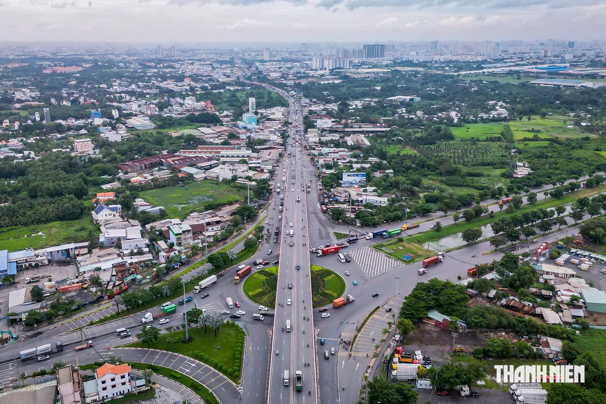 Mở rộng cửa ng&otilde; ph&iacute;a t&acirc;y TP.HCM: H&agrave;ng loạt nh&agrave; mặt tiền được th&aacute;o dỡ - Ảnh 18.