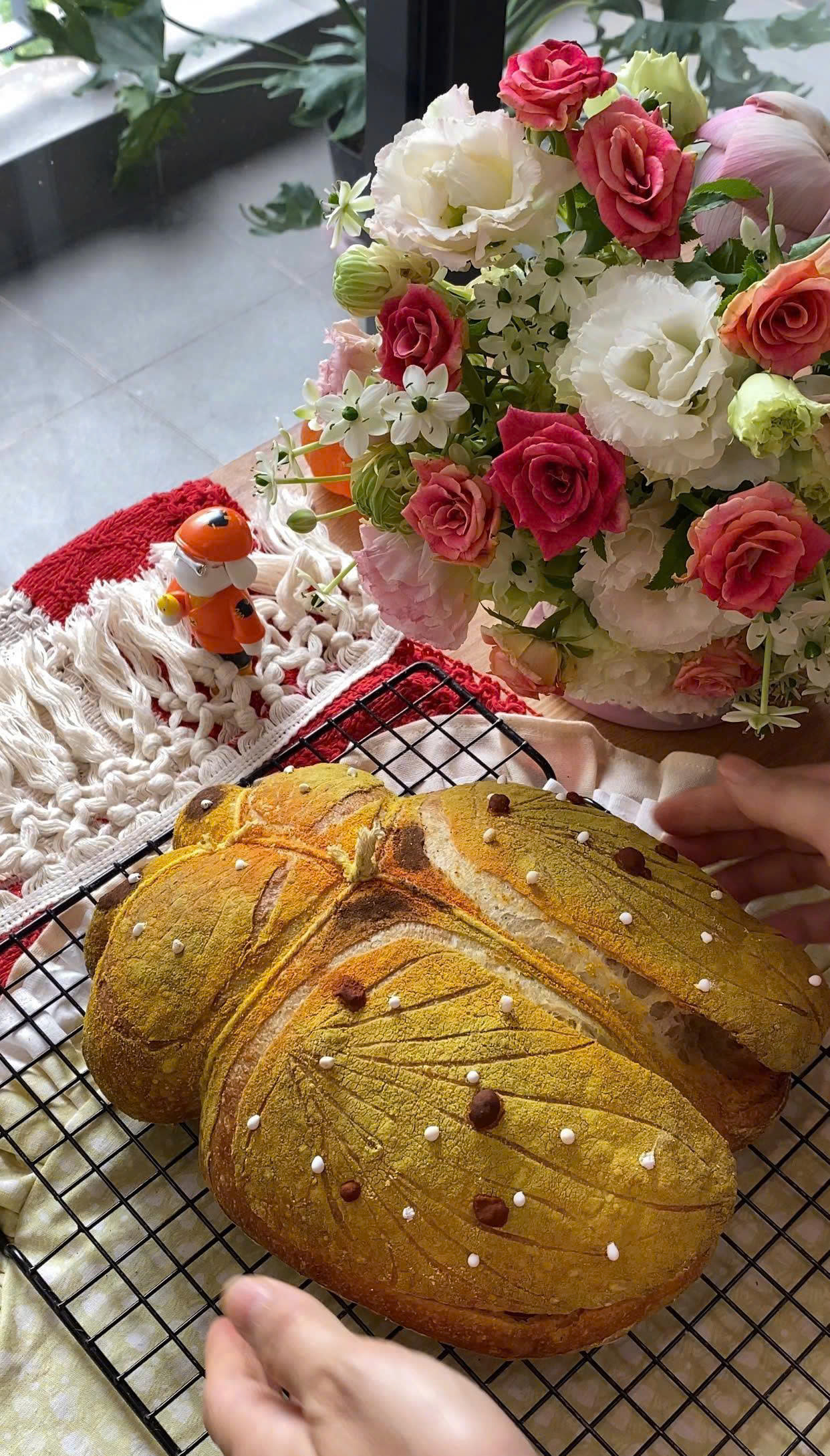 Nữ kiến trúc sư 'gây sốt' khi mang thiên nhiên lên mặt bánh - Ảnh 10.
