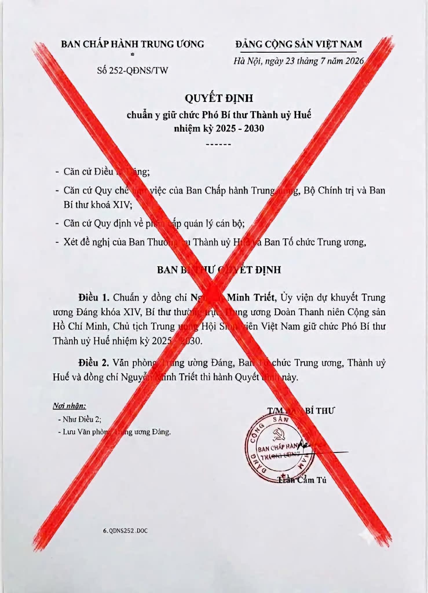 Huế phát thông báo về quyết định giả mạo chuẩn y Phó bí thư thành ủy- Ảnh 1.