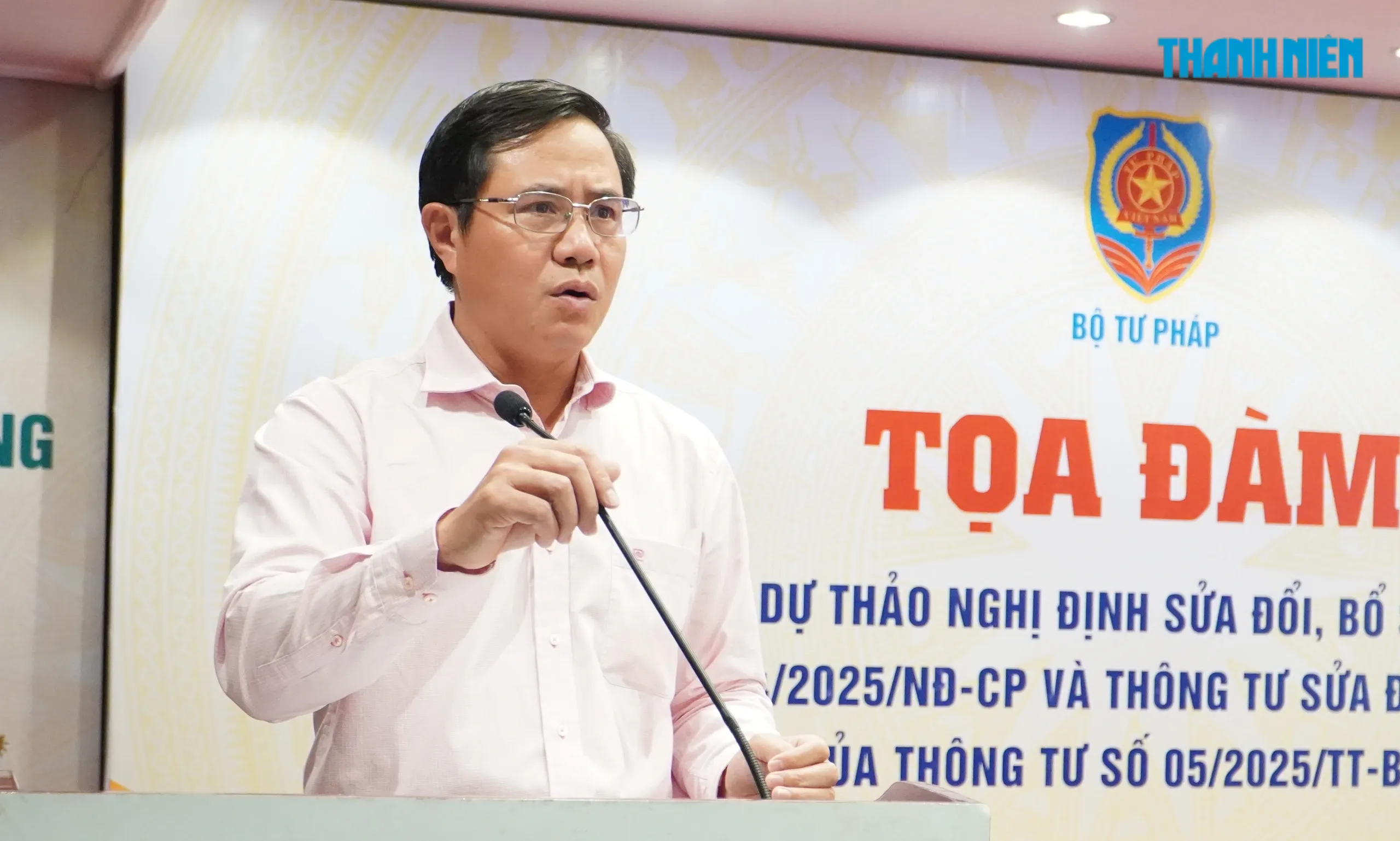 Công chứng viên lo ngại về 'mua lại' nơi mình đã cống hiến hàng chục năm- Ảnh 2.