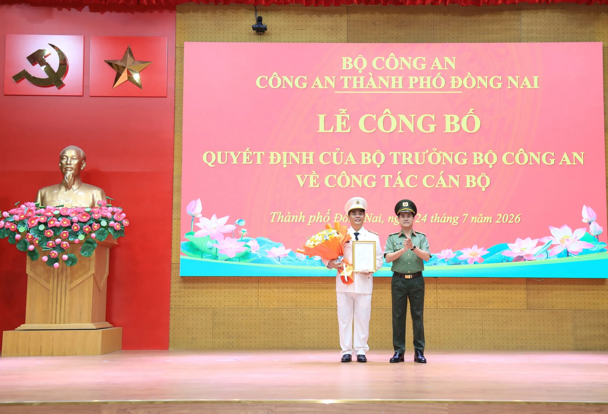 Trưởng phòng CSGT được bổ nhiệm Phó giám đốc Công an thành phố Đồng Nai- Ảnh 1.