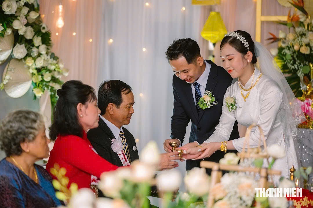 Phong tục miền Tây: Đi “mượn” dâu phụ, rể phụ cho ngày cưới - Ảnh 3.