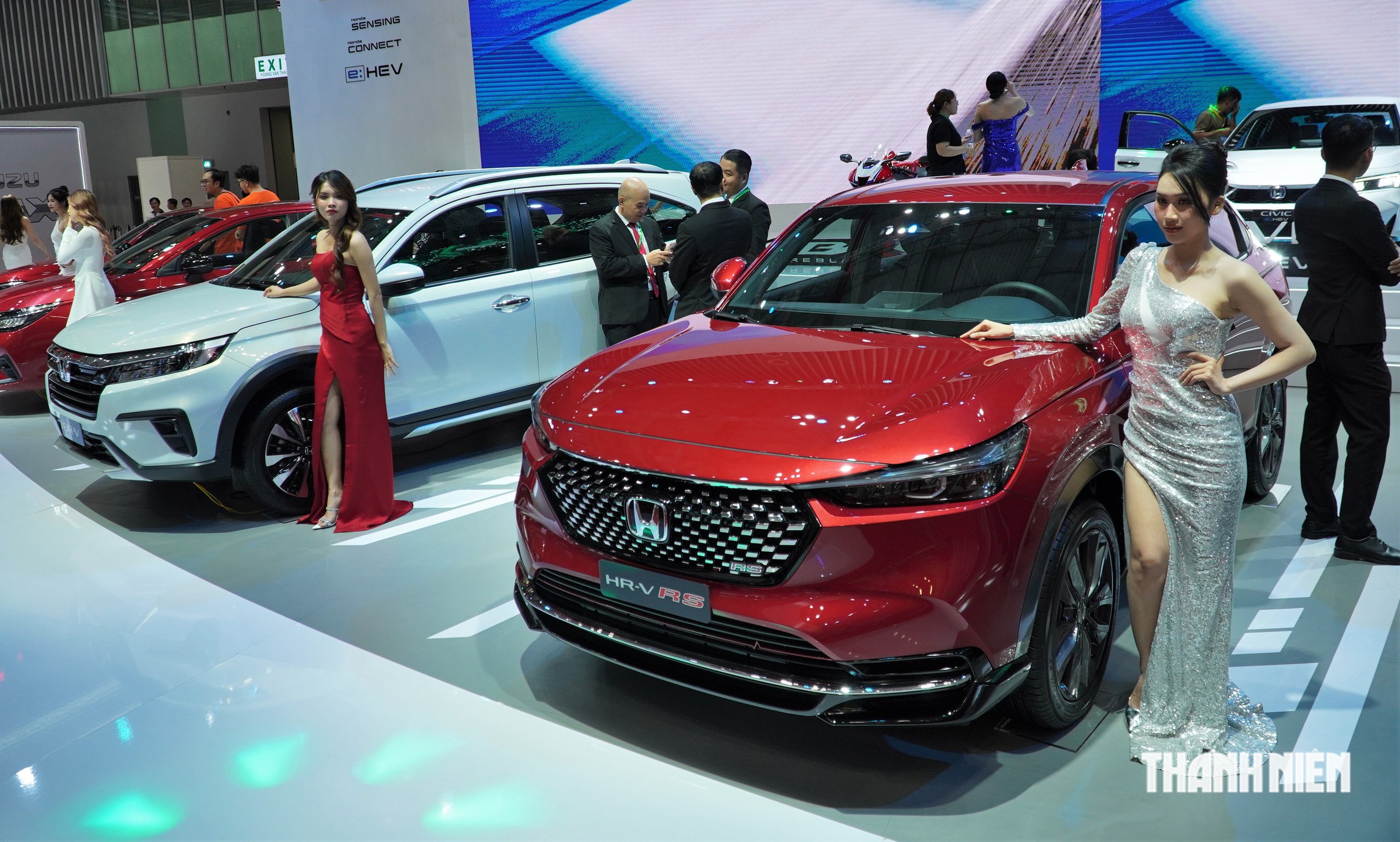 SUV đô thị ‘chật như nêm’, VinFast vẫn nắm gần nửa thị phần - Ảnh 4.