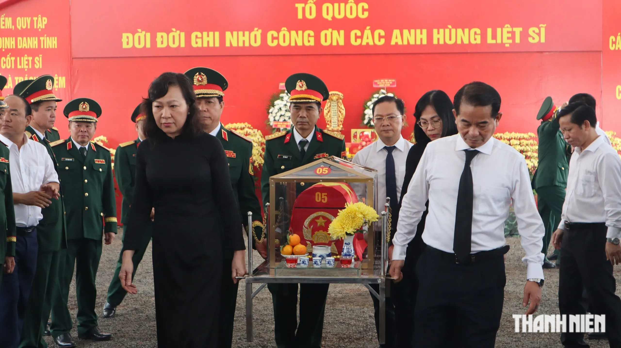 Đại tướng Phan Văn Giang dự lễ tìm kiếm, quy tập hài cốt liệt sĩ tại xã Minh Đức- Ảnh 10.