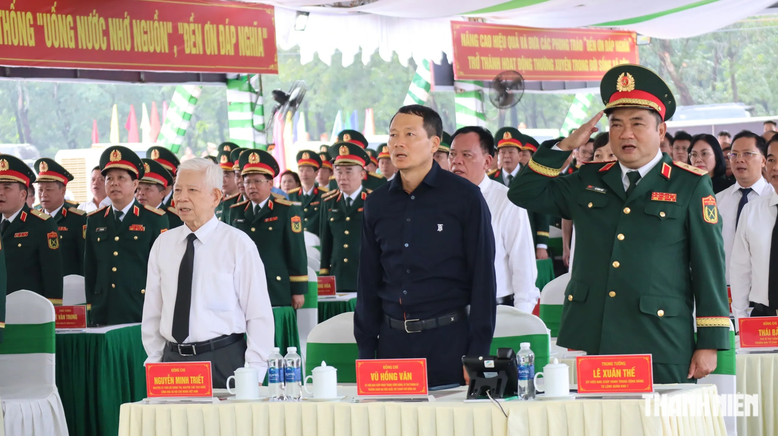 Đại tướng Phan Văn Giang dự lễ tìm kiếm, quy tập hài cốt liệt sĩ tại xã Minh Đức- Ảnh 2.