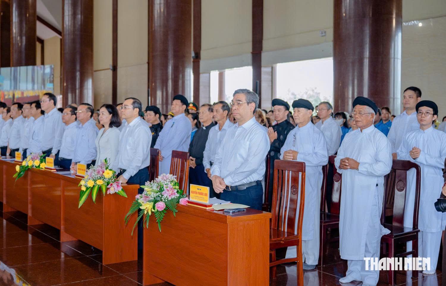 Đức Pháp chủ Giáo hội Phật giáo Việt Nam dự lễ tưởng niệm anh hùng liệt sĩ - Ảnh 3.