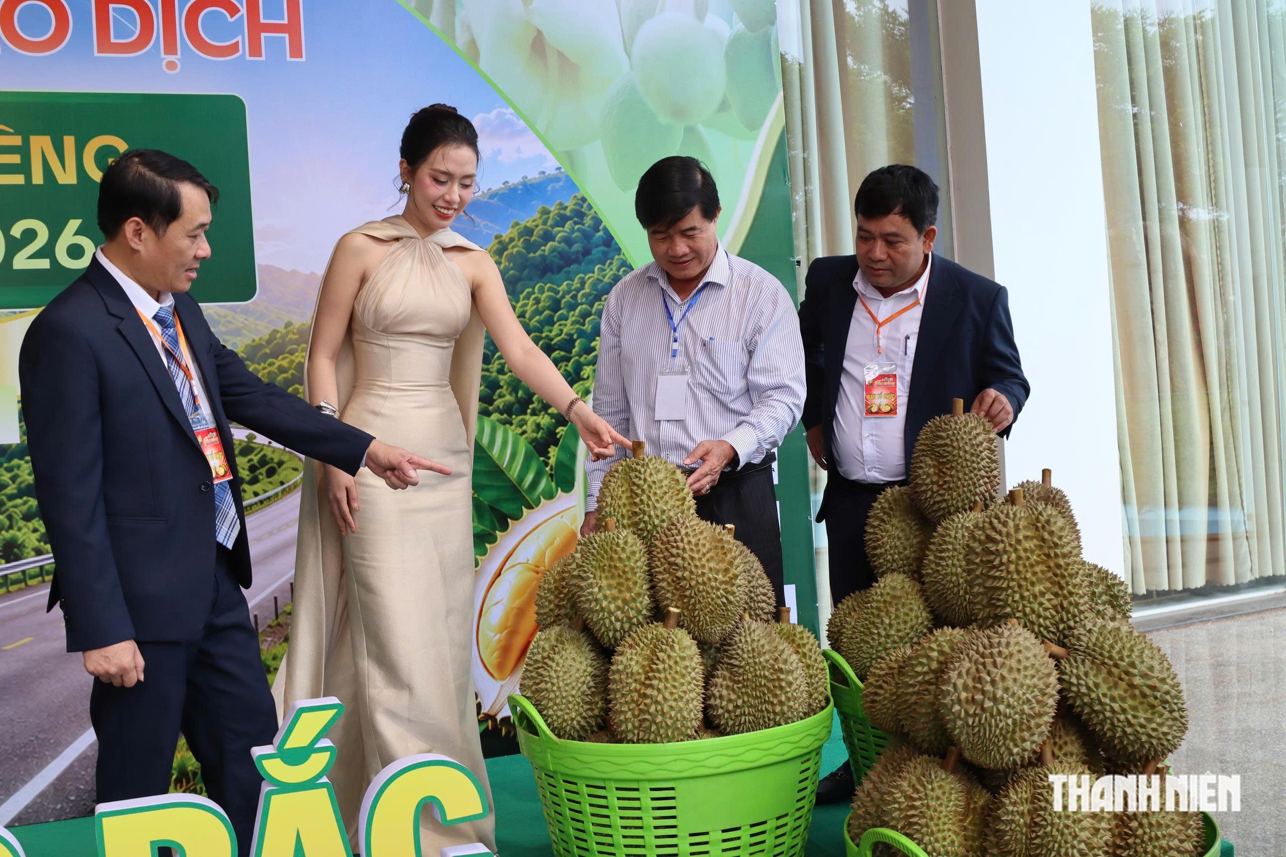 Đấu giá sầu riêng ở Đắk Lắk: Thu về gần 24 tỉ đồng cho nông dân- Ảnh 2.