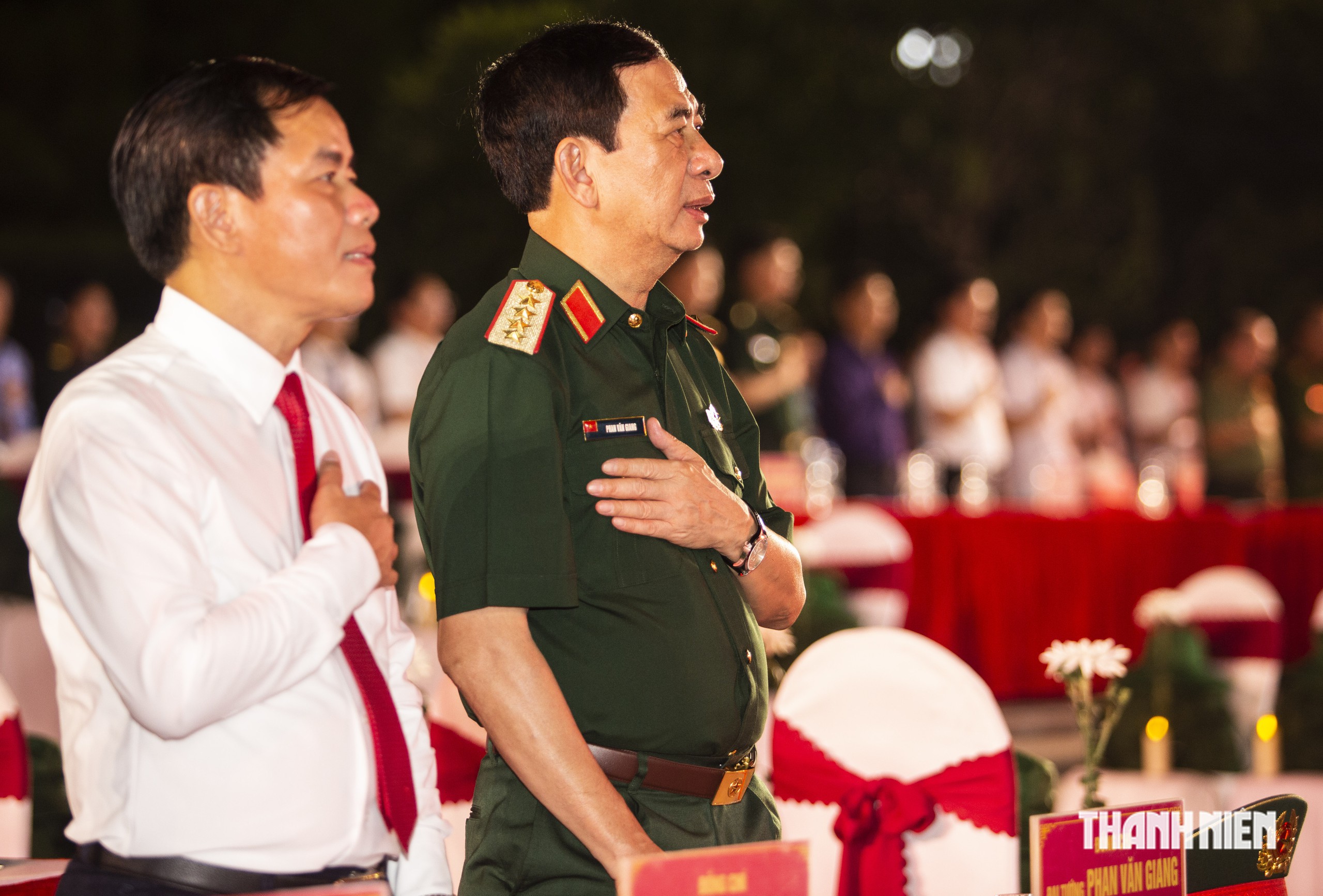 Đại tướng Phan Văn Giang d&acirc;ng hương tại Nghĩa trang liệt sĩ quốc gia Đường 9- Ảnh 4.