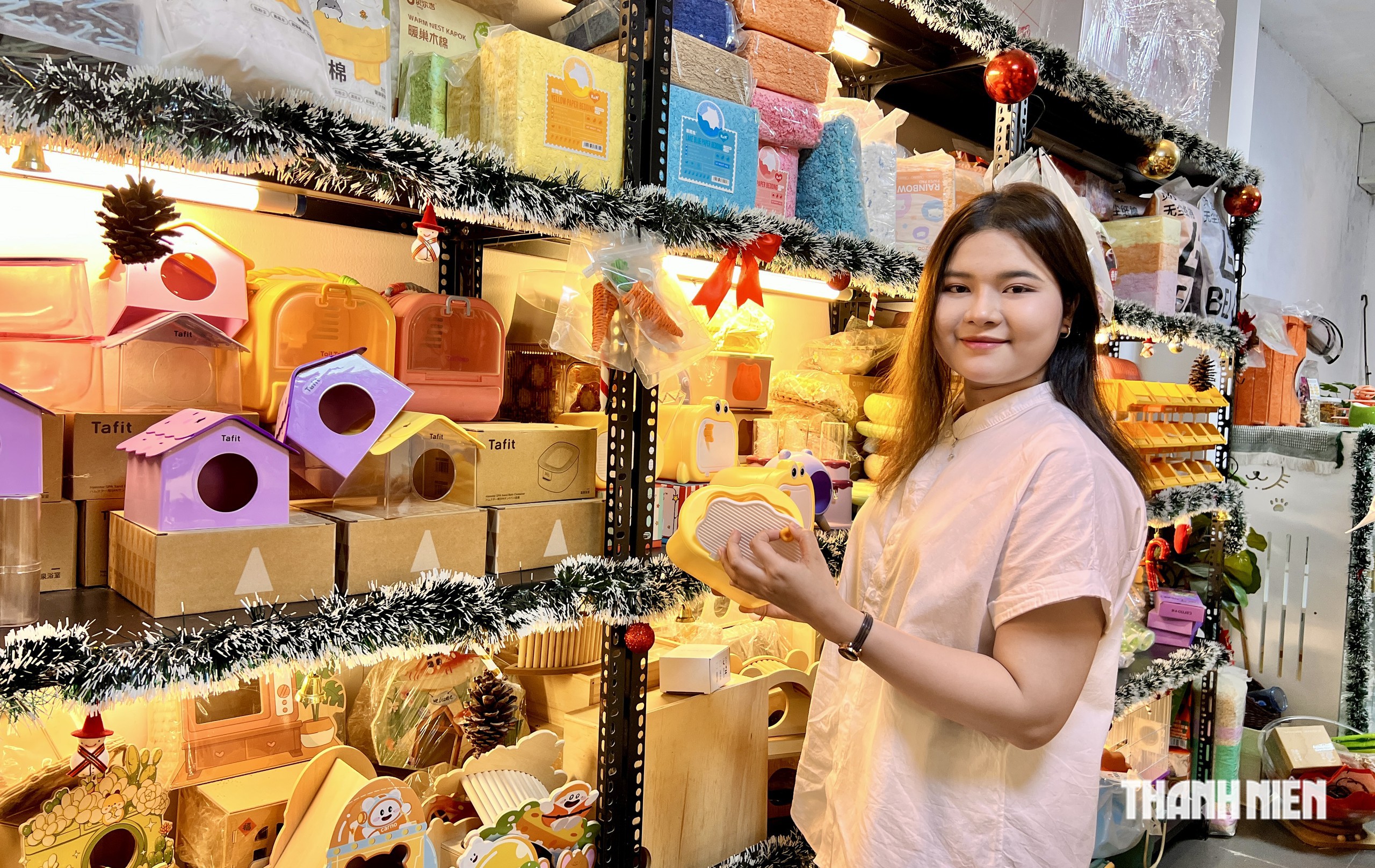 Cô gái ở TP.HCM đưa những chú chuột hamster 'khổng lồ' đi thi quốc tế - Ảnh 7.