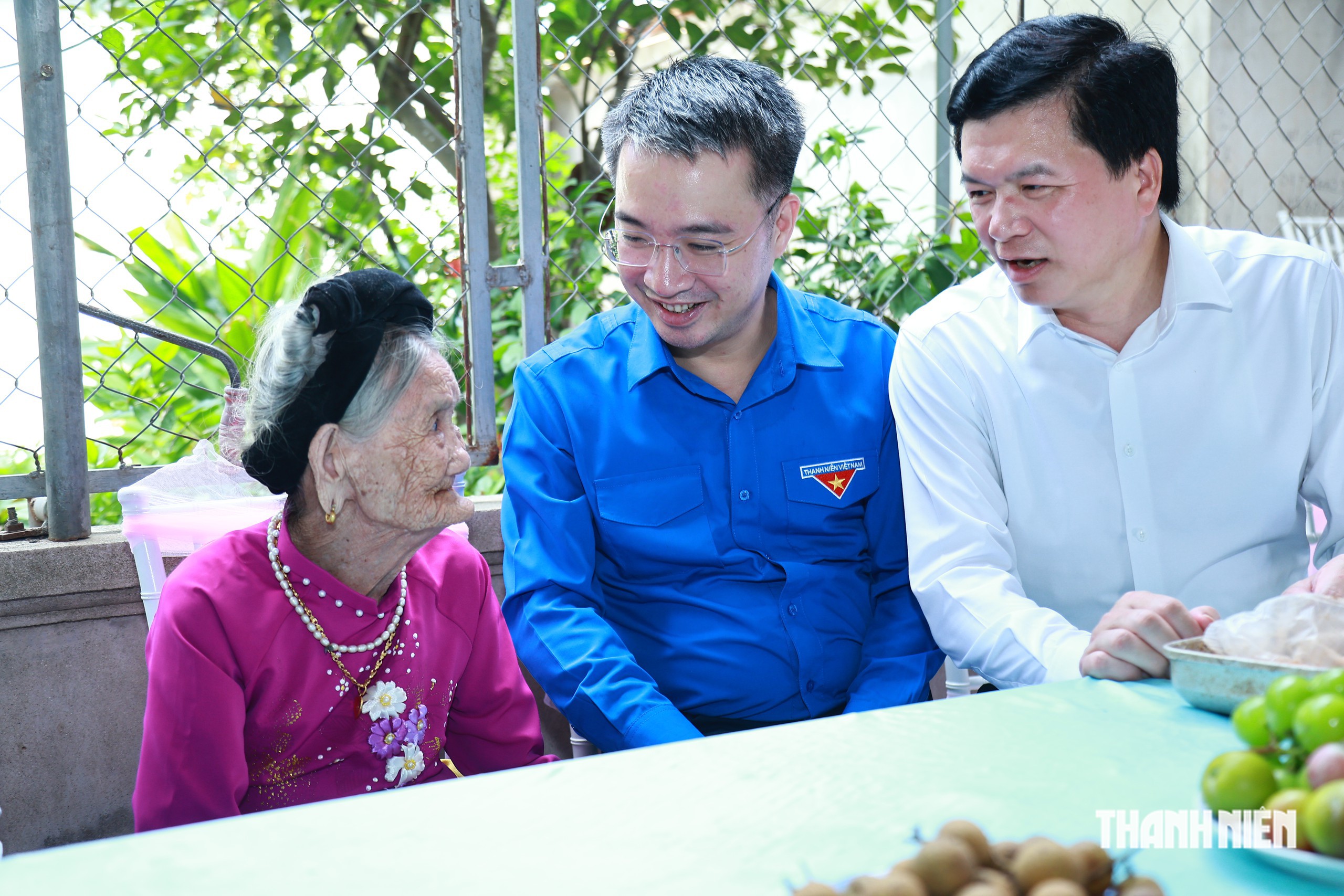 Phó chủ tịch nước Võ Thị Ánh Xuân dâng hương tại 'tọa độ lửa' Truông Bồn- Ảnh 4.