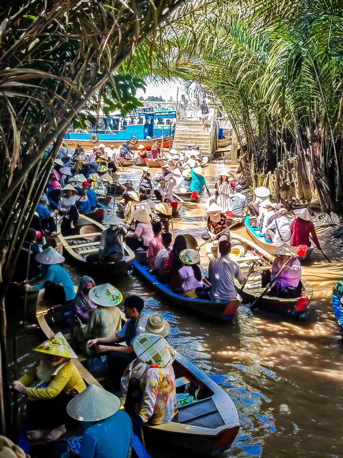 Top những địa điểm ở miền Tây đang thu hút người trẻ mê du lịch - Ảnh 2.