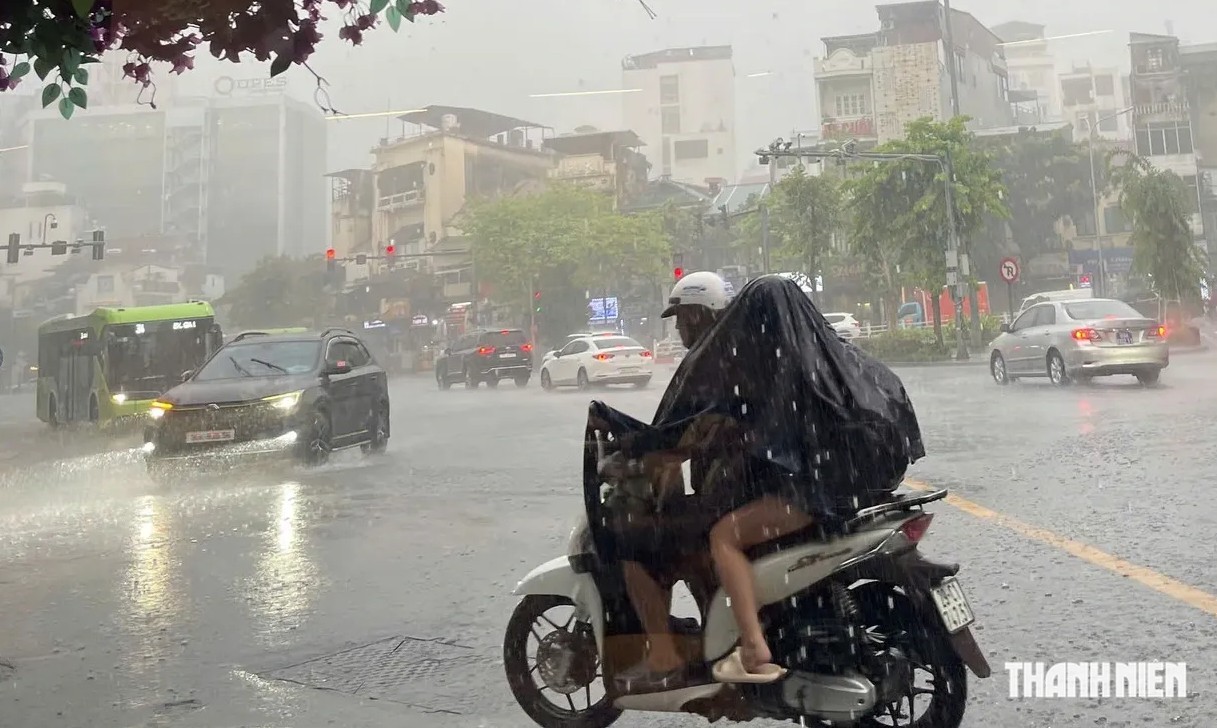 19 tỉnh, thành phố ứng phó mưa lớn, gió mạnh trên biển- Ảnh 1.