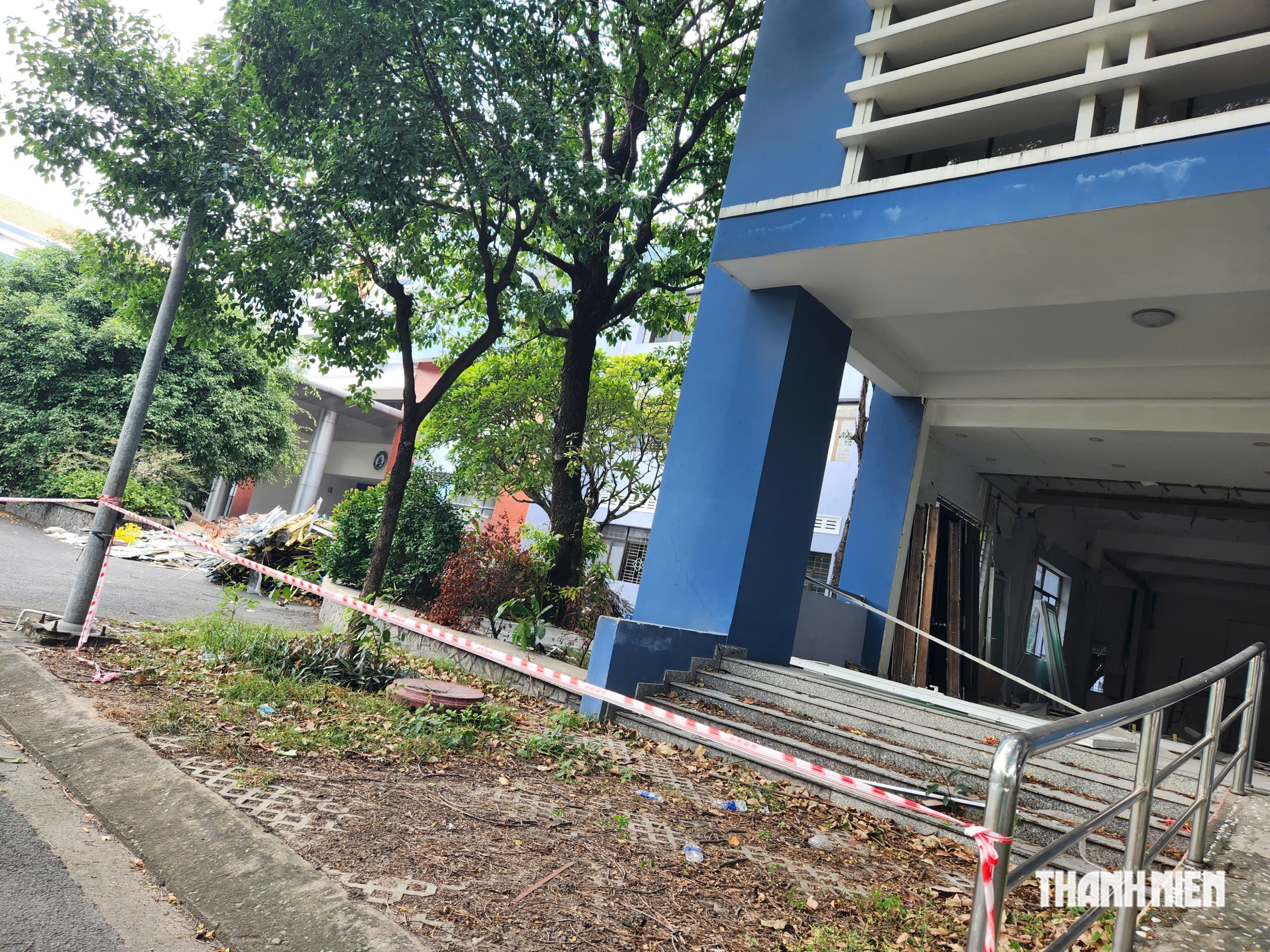 Cận cảnh trụ sở rộng 3,2 ha sắp thành trường mang tên liệt sĩ Lê Thị Riêng - Ảnh 16.