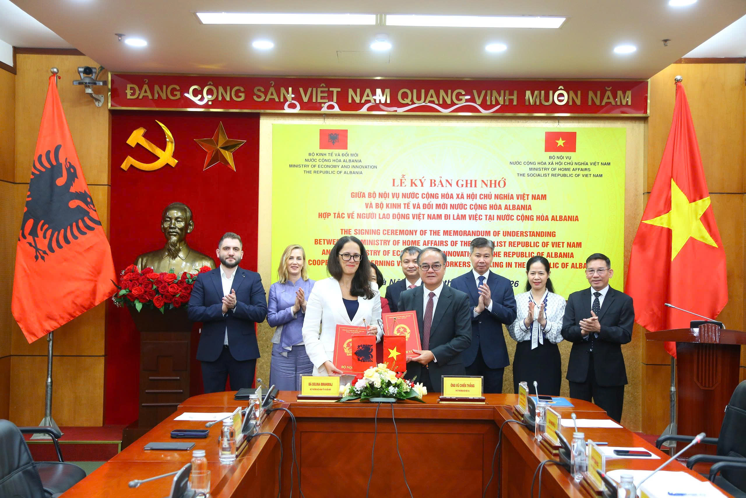 Vietnam öffnet den albanischen Arbeitsmarkt und wirbt bis zu 30.000 Arbeitskräfte an - Foto 1.