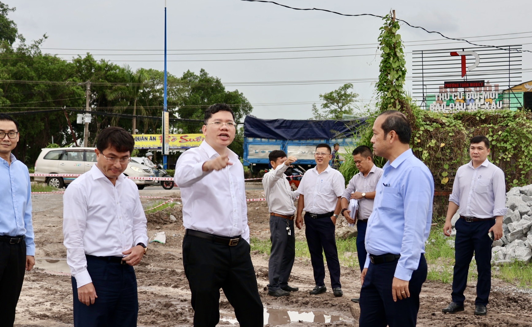 Cao tốc TP.HCM - Thủ Dầu Một – Chơn Thành: Lãnh đạo TP.HCM ra 'tối hậu thư'- Ảnh 1.