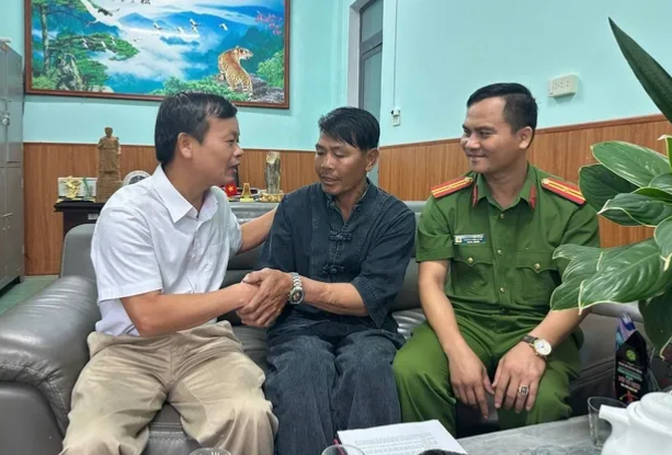 Giải cứu người đàn ông đi lạc hơn 550 km, đem theo hơn 1,2 tỉ đồng- Ảnh 3.