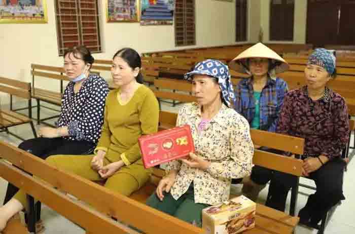 Làm sao giúp người cao tuổi thoát bẫy lừa đảo ? - Ảnh 1.