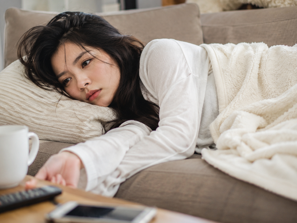 Càng nghỉ ngơi càng thấy mệt: điều gì xảy ra bên trong cơ thể? - Ảnh 1.
