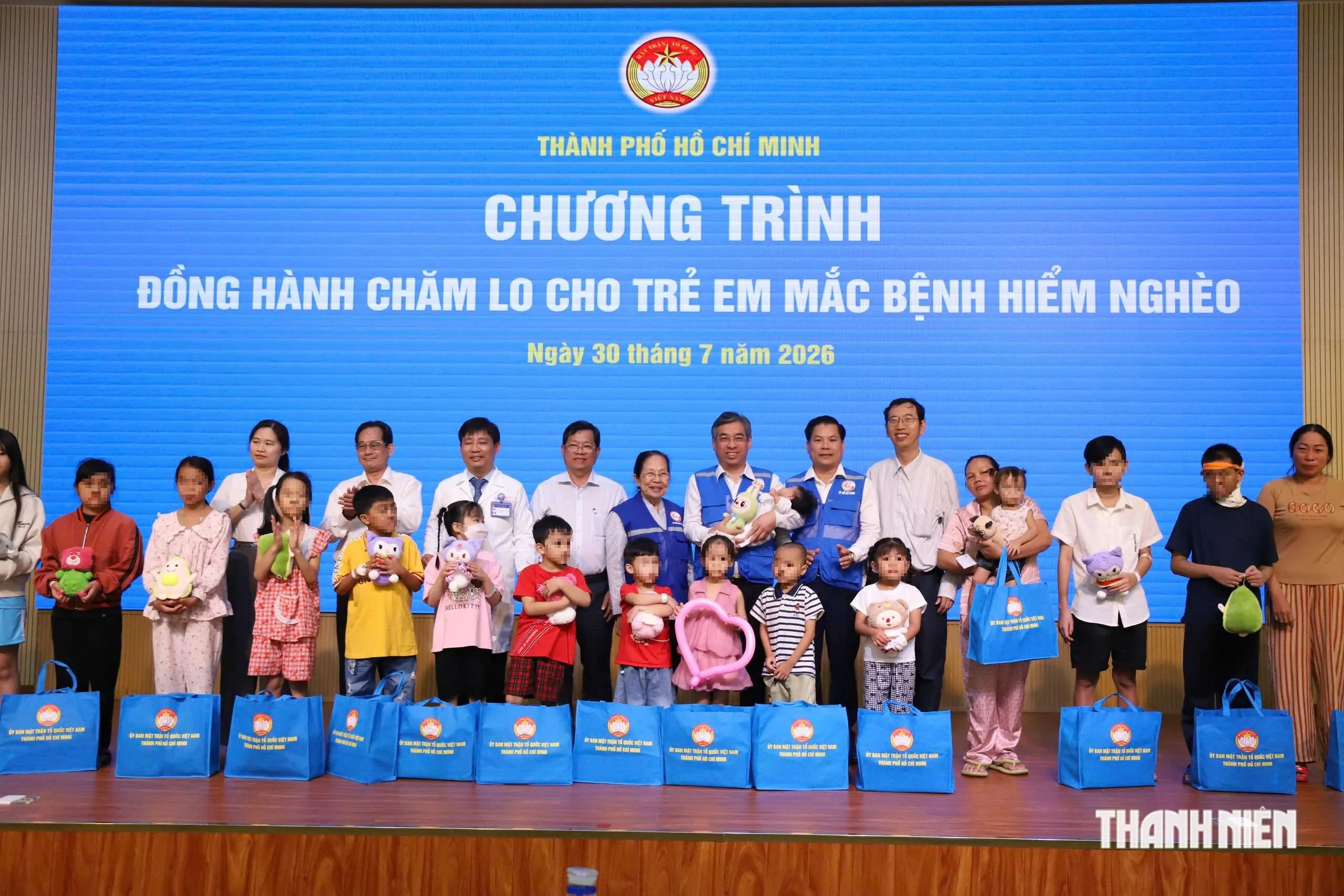 Phó bí thư Thành ủy TP.HCM: Trẻ mắc bệnh hiểm nghèo không bị bỏ lại phía sau- Ảnh 2.