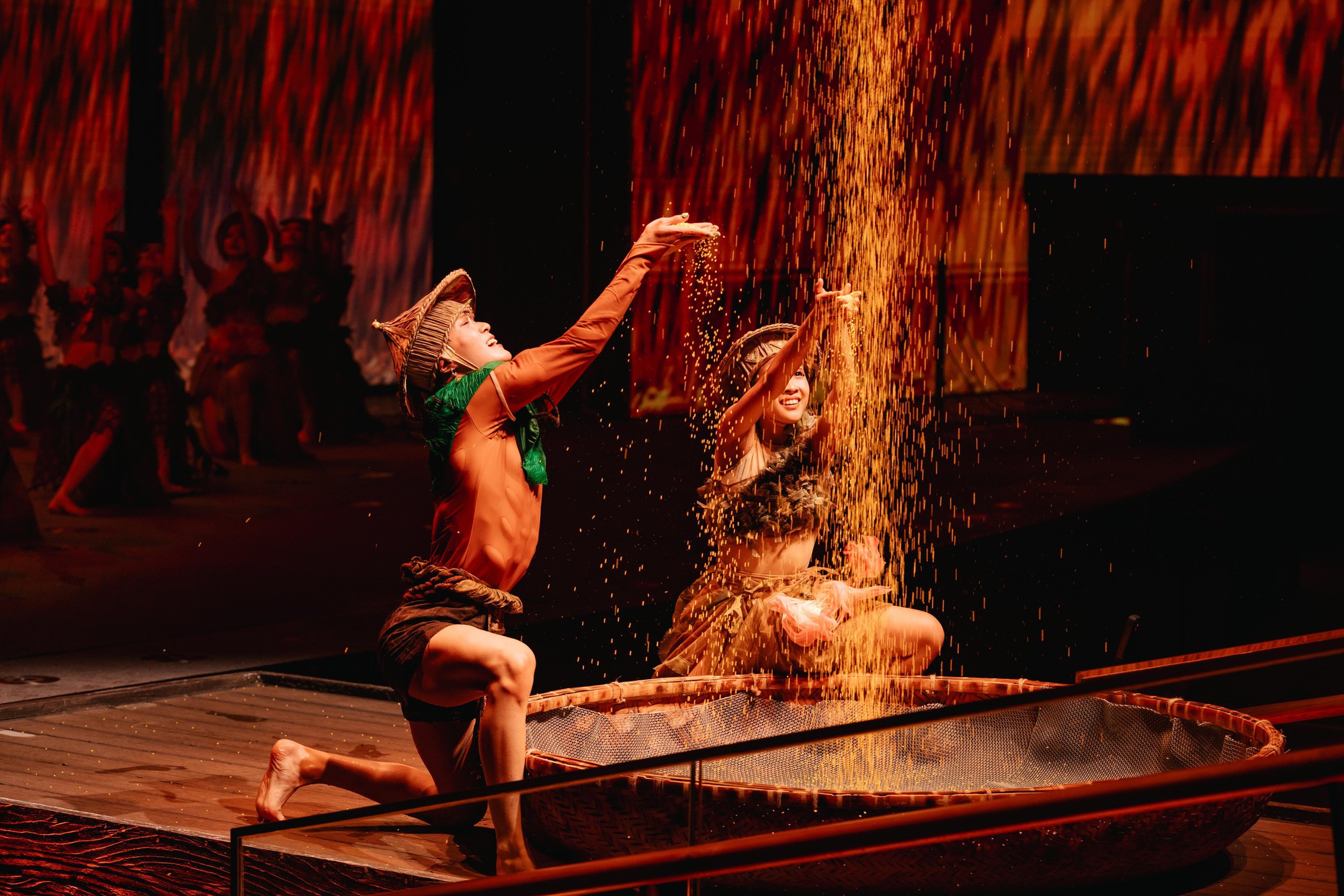 Mơ show diễn du lịch văn hóa ‘phải đến, phải xem’- Ảnh 2.