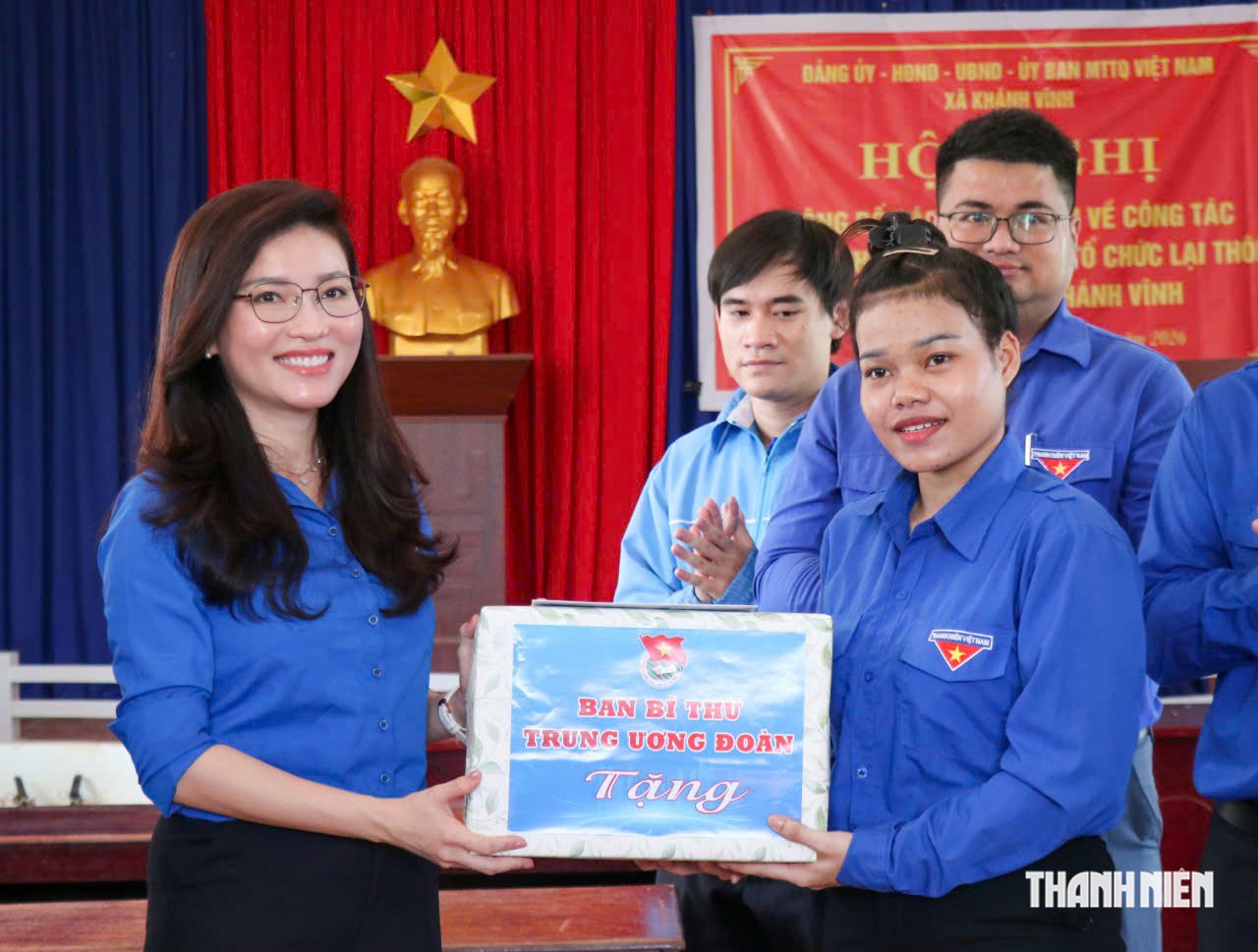 Thanh ni&ecirc;n t&igrave;nh nguyện h&egrave; thực hiện nhiều c&ocirc;ng tr&igrave;nh, phần việc &yacute; nghĩa - Ảnh 2.